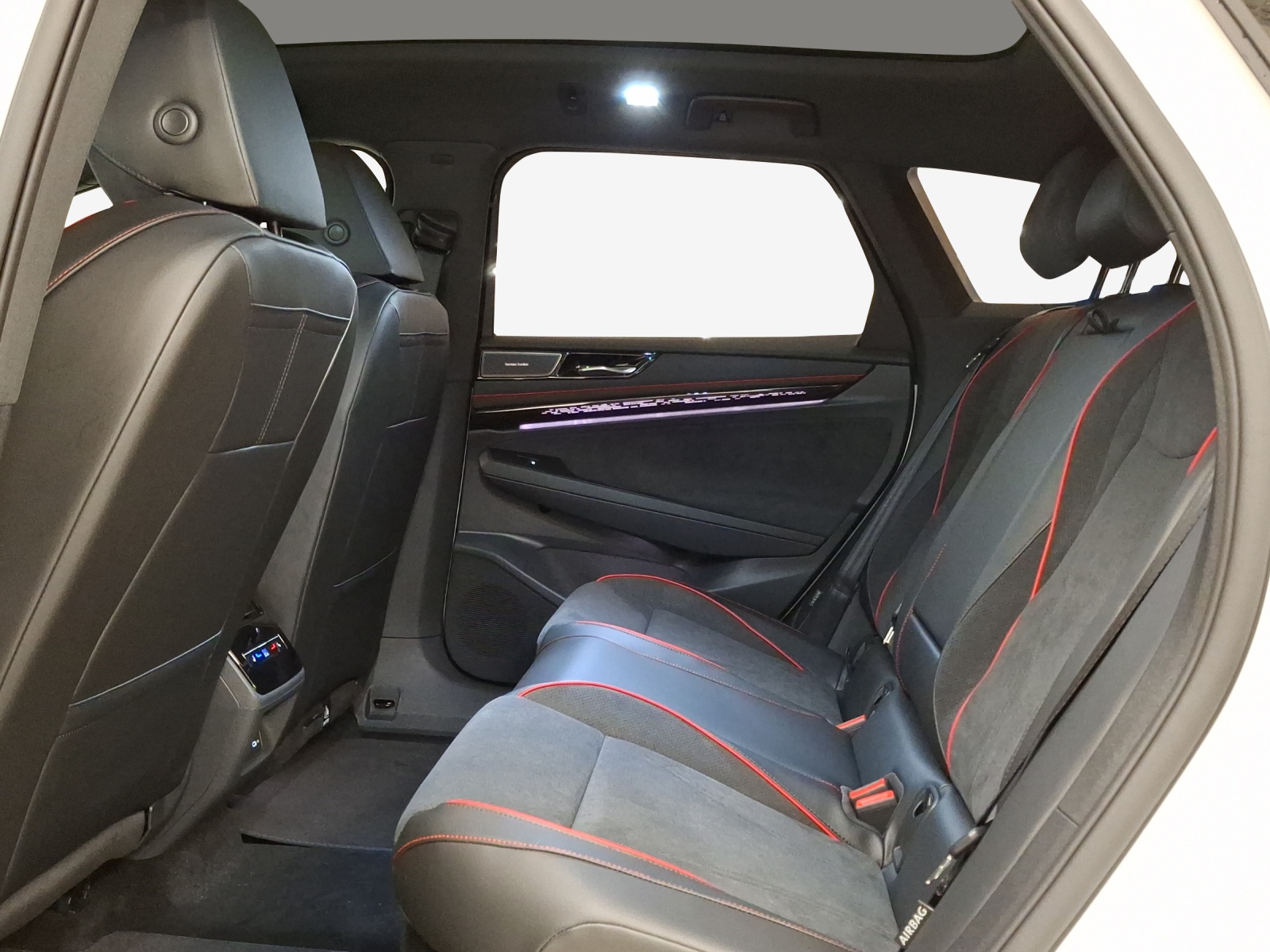 VW ID.7 Tourer GTX 86 kWh GTX 4 Motion-image-11