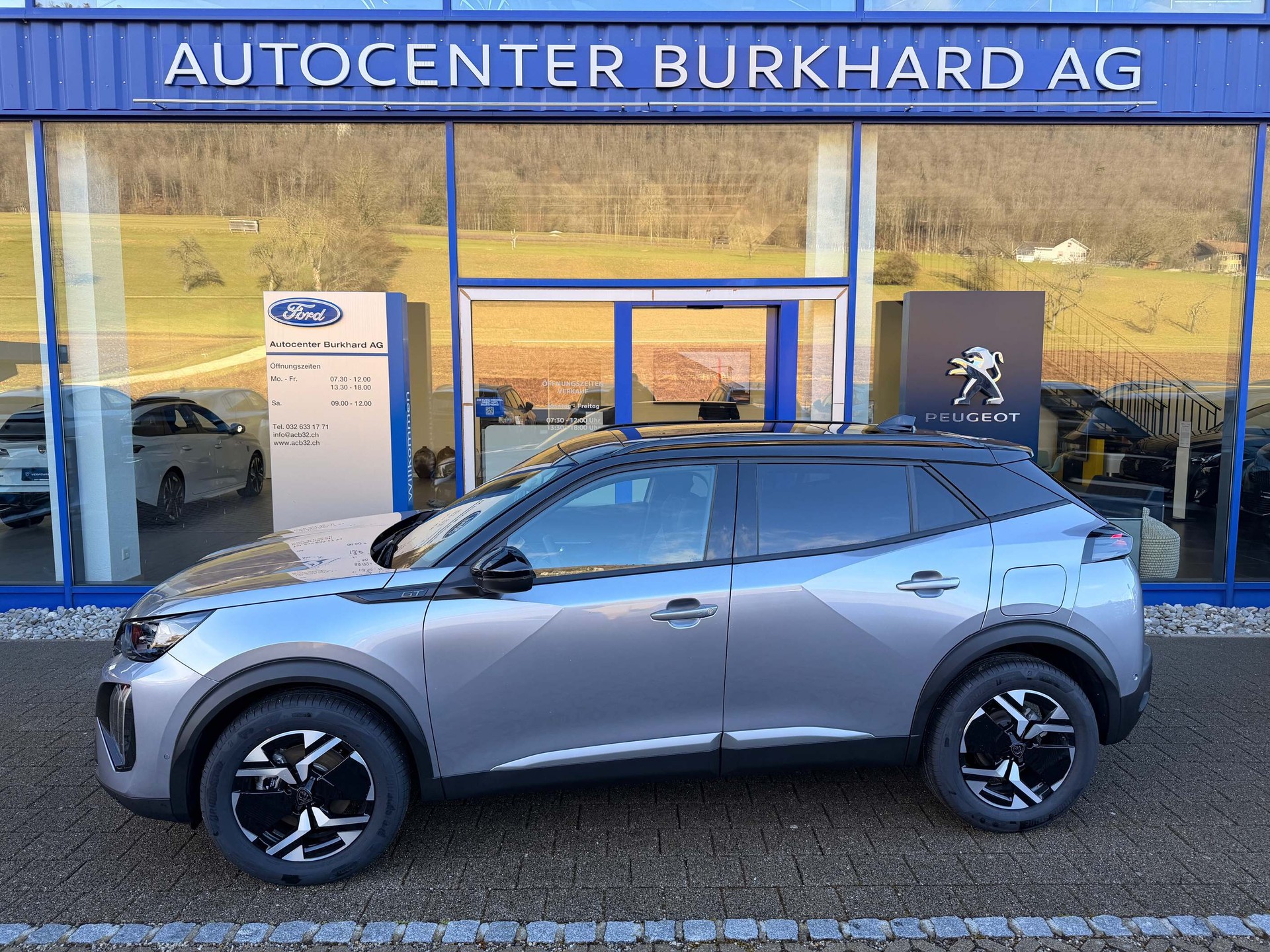 PEUGEOT 2008 1.2 Hybrid 145 GT