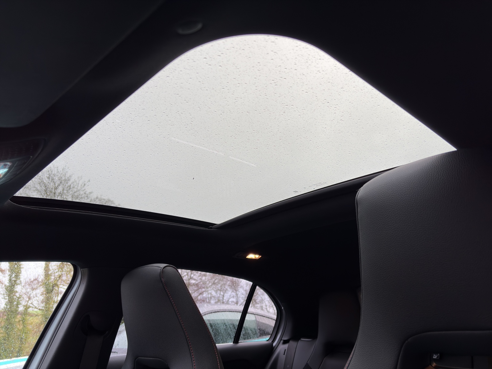 MERCEDES-BENZ A 250 4Matic 8G-DCT-image-9