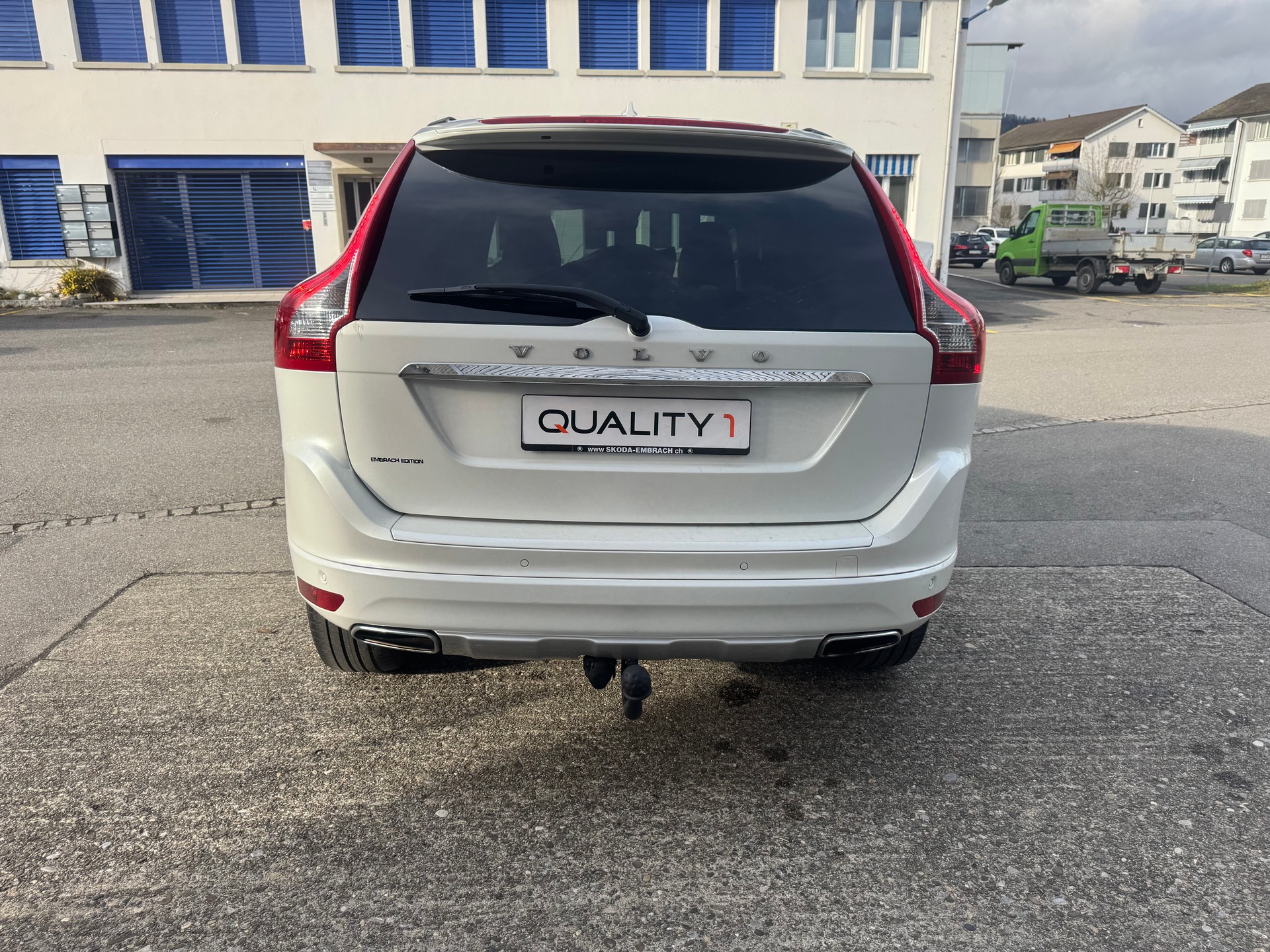 VOLVO XC60 D4 AWD Kinetic Geartronic-image-5