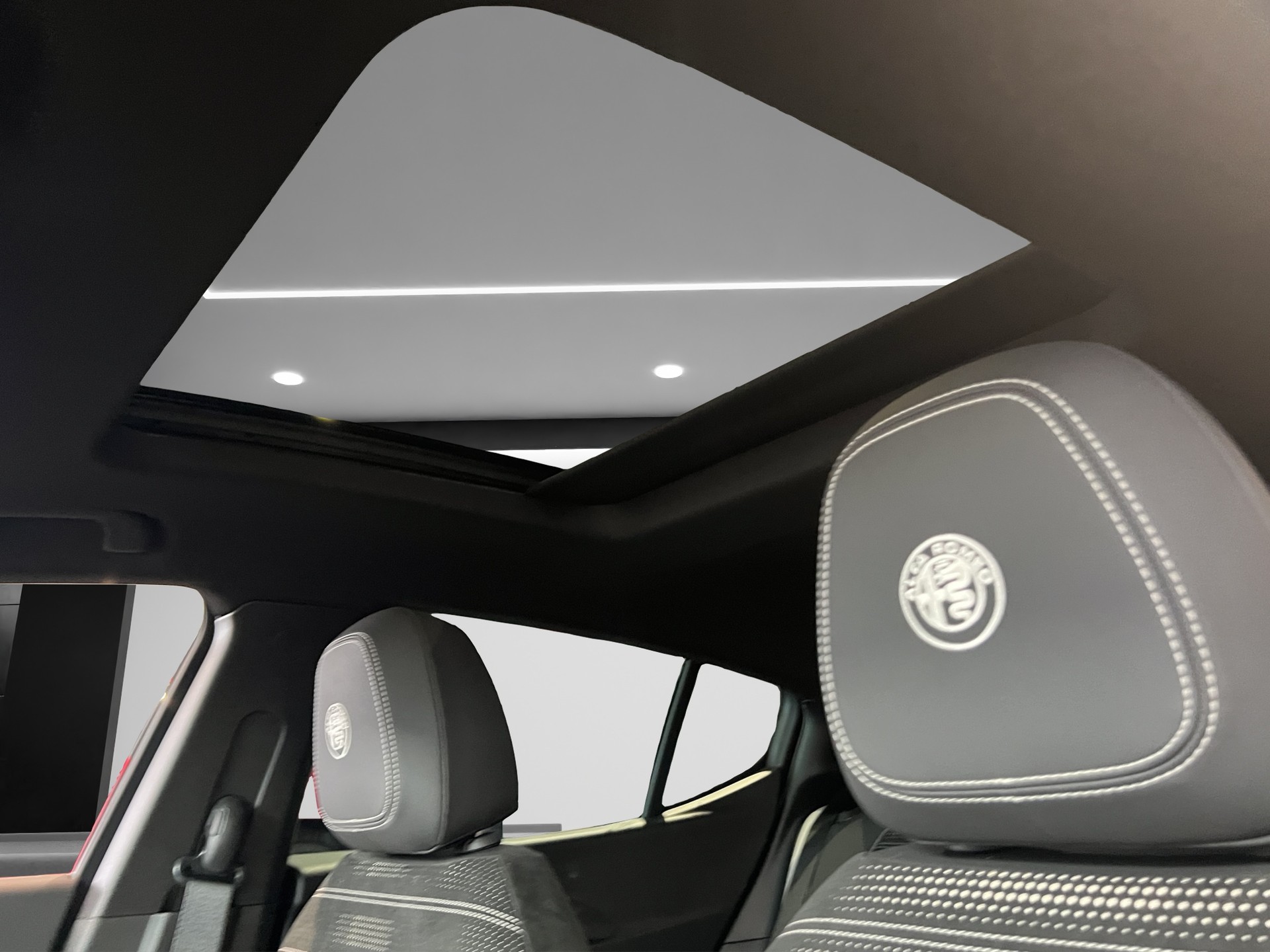 ALFA ROMEO Tonale 1.3 PHEV Sport Speciale Launch Q4-image-13