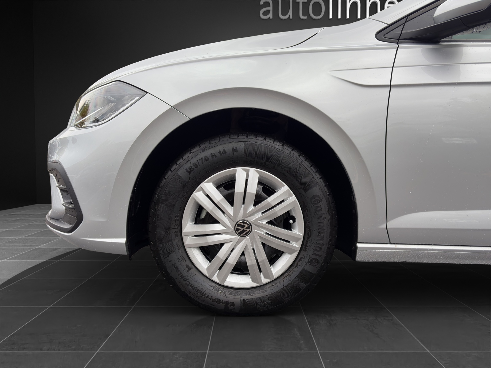 VW Polo 1.0 TSI Basis-image-13