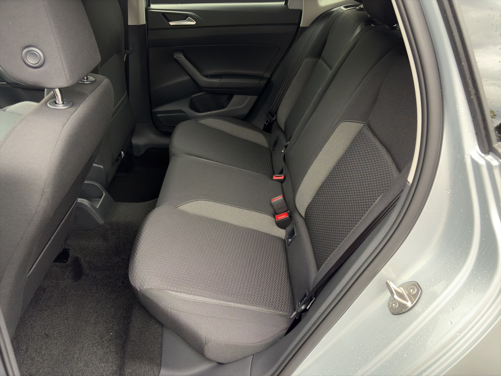 VW Polo 1.0 TSI Basis-image-8