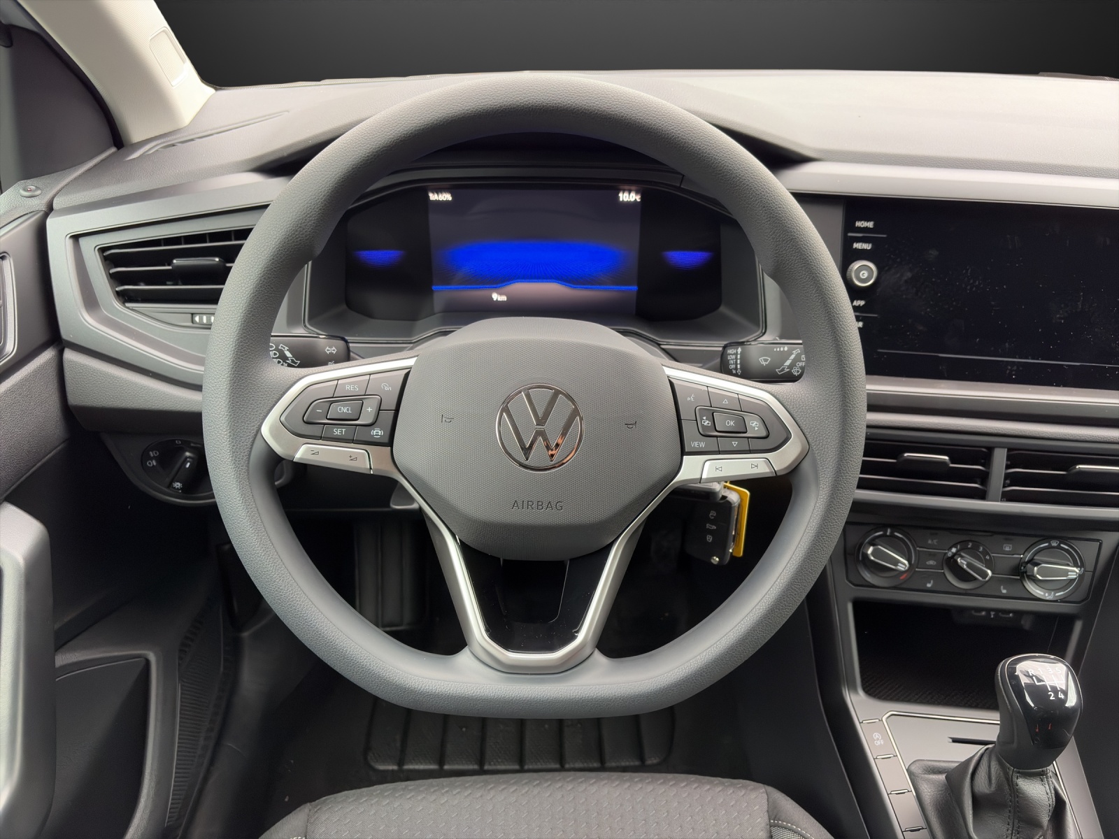 VW Polo 1.0 TSI Basis-image-10