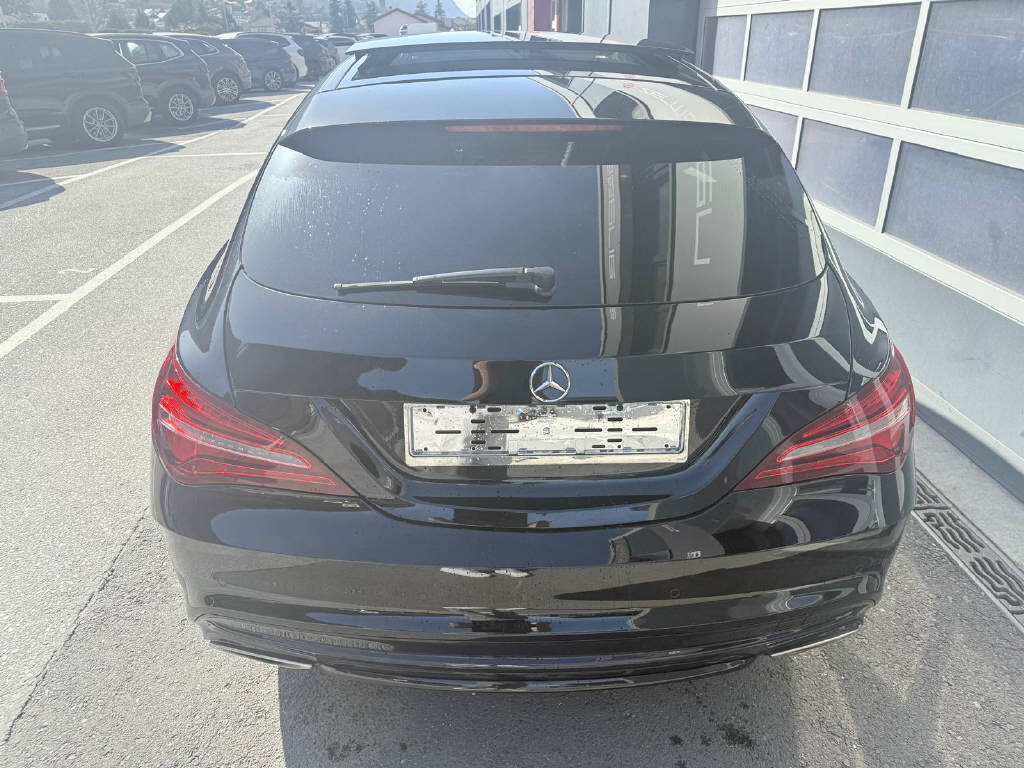 MERCEDES-BENZ CLA 220 AMG Line 4m Shooting Brake-image-4