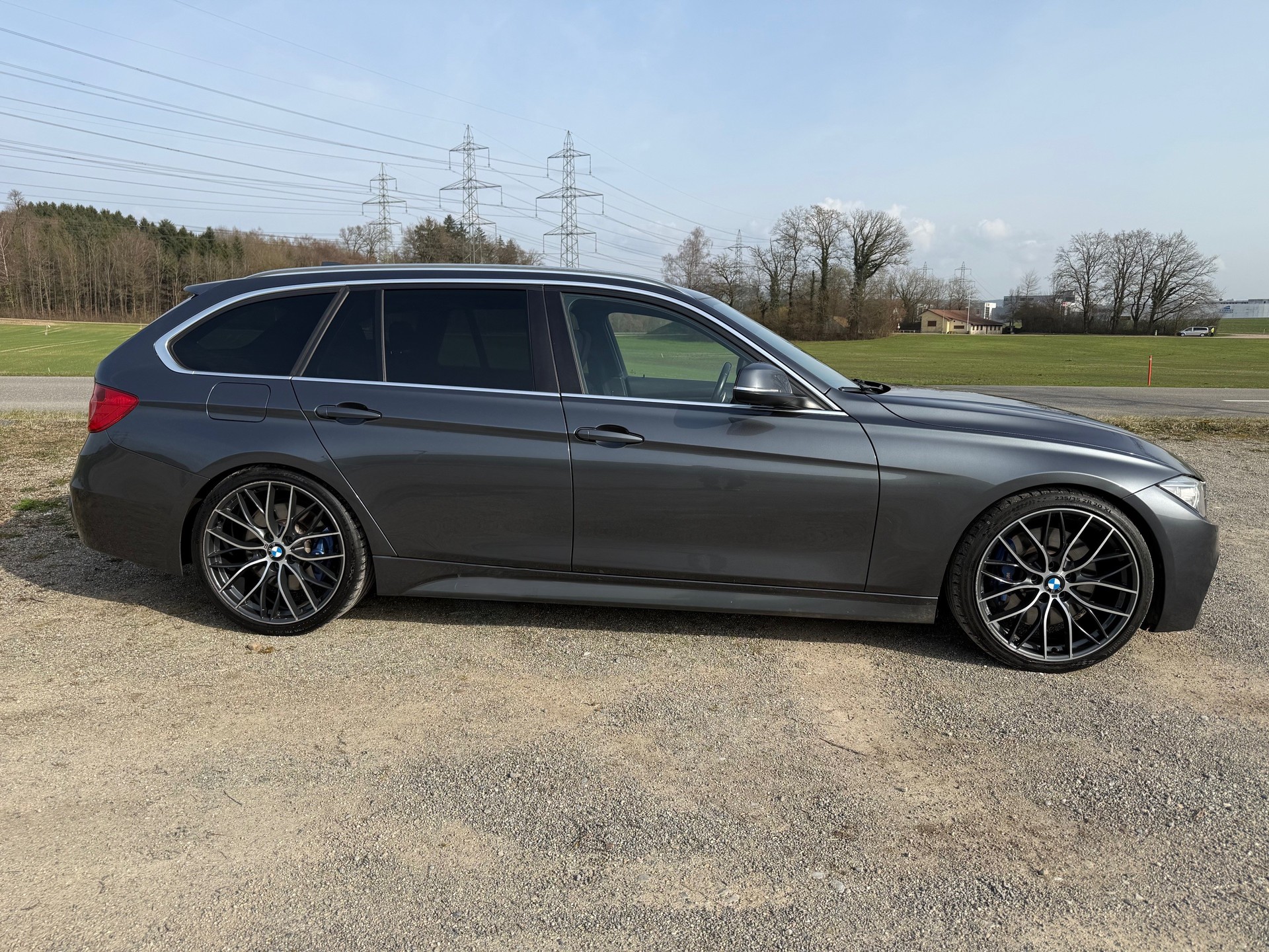 BMW 330d xDrive Touring Steptronic-image-5
