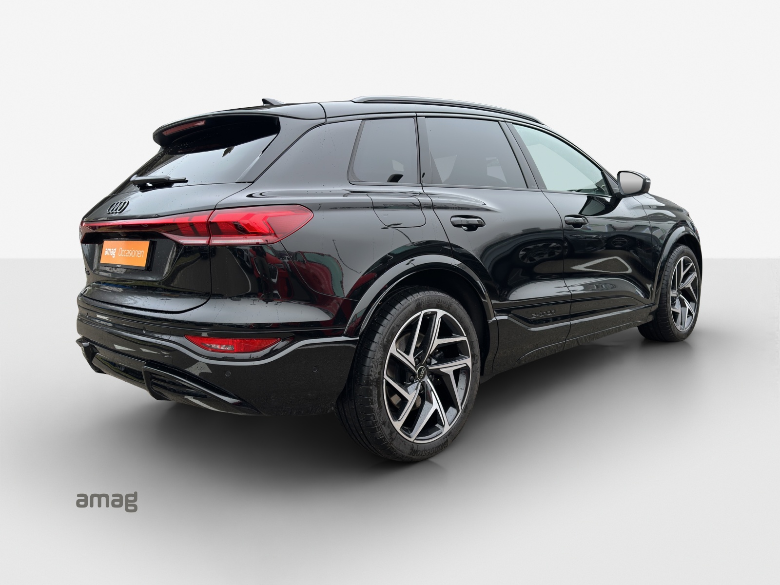 AUDI SQ6 e-tron quattro-image-5
