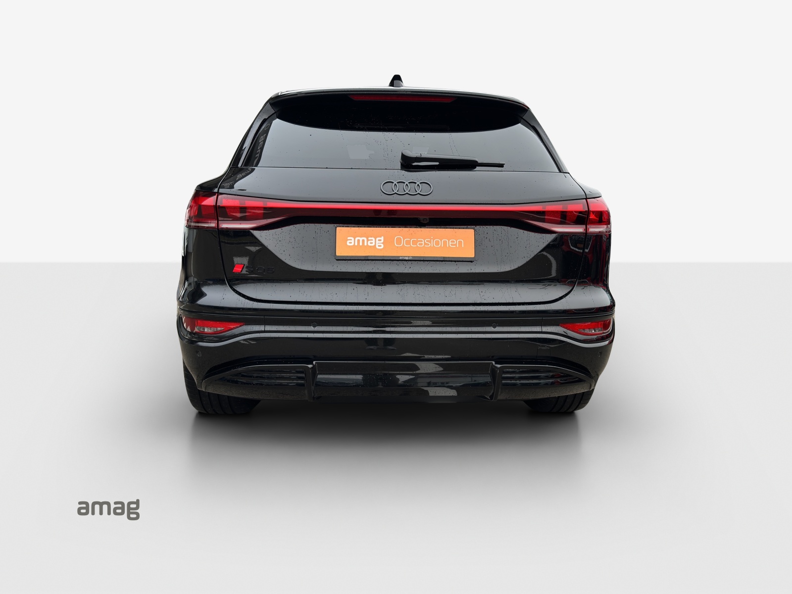 AUDI SQ6 e-tron quattro-image-4