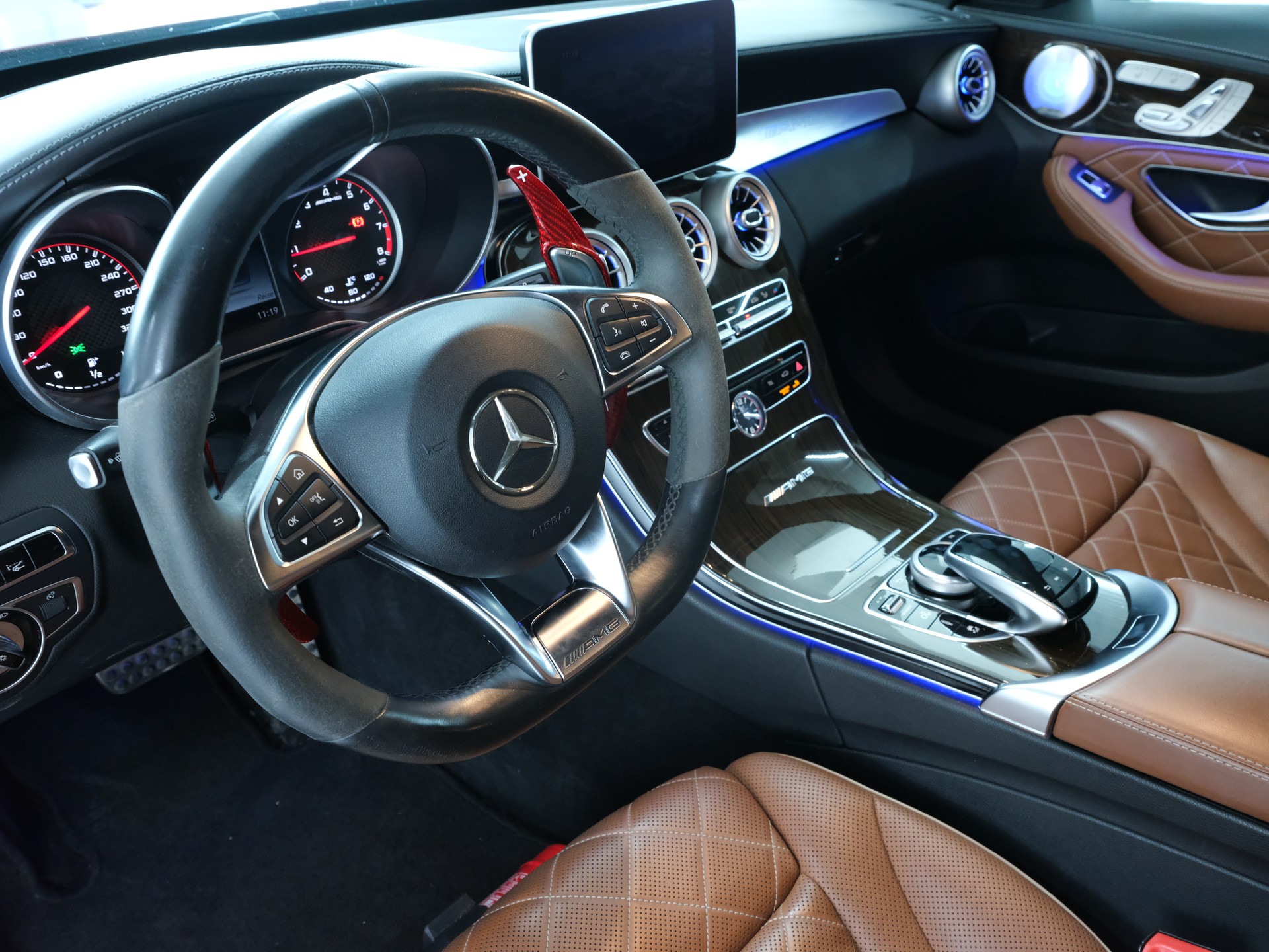 MERCEDES-BENZ C 63 S AMG Speedshift-image-15
