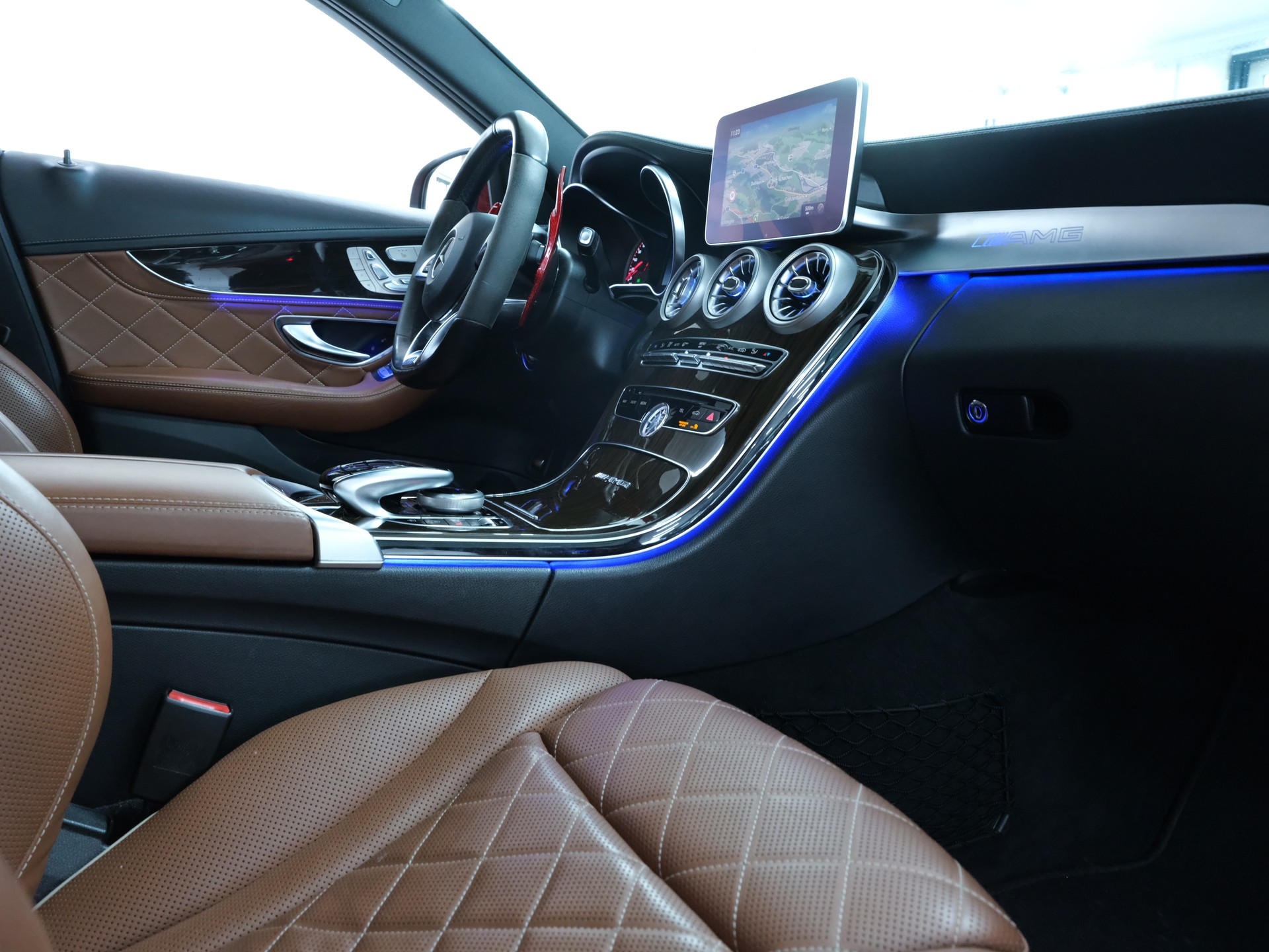 MERCEDES-BENZ C 63 S AMG Speedshift-image-28