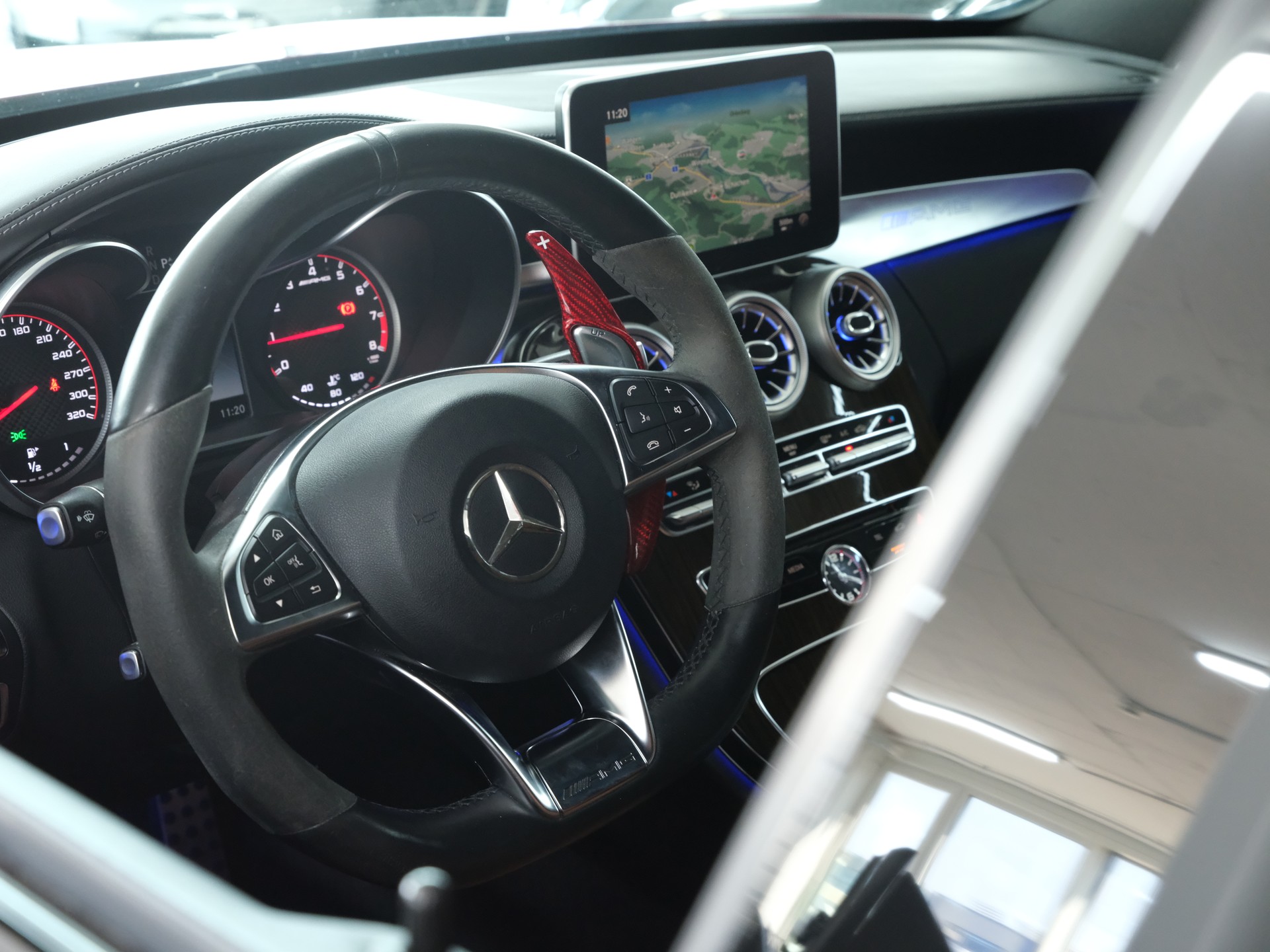 MERCEDES-BENZ C 63 S AMG Speedshift-image-18