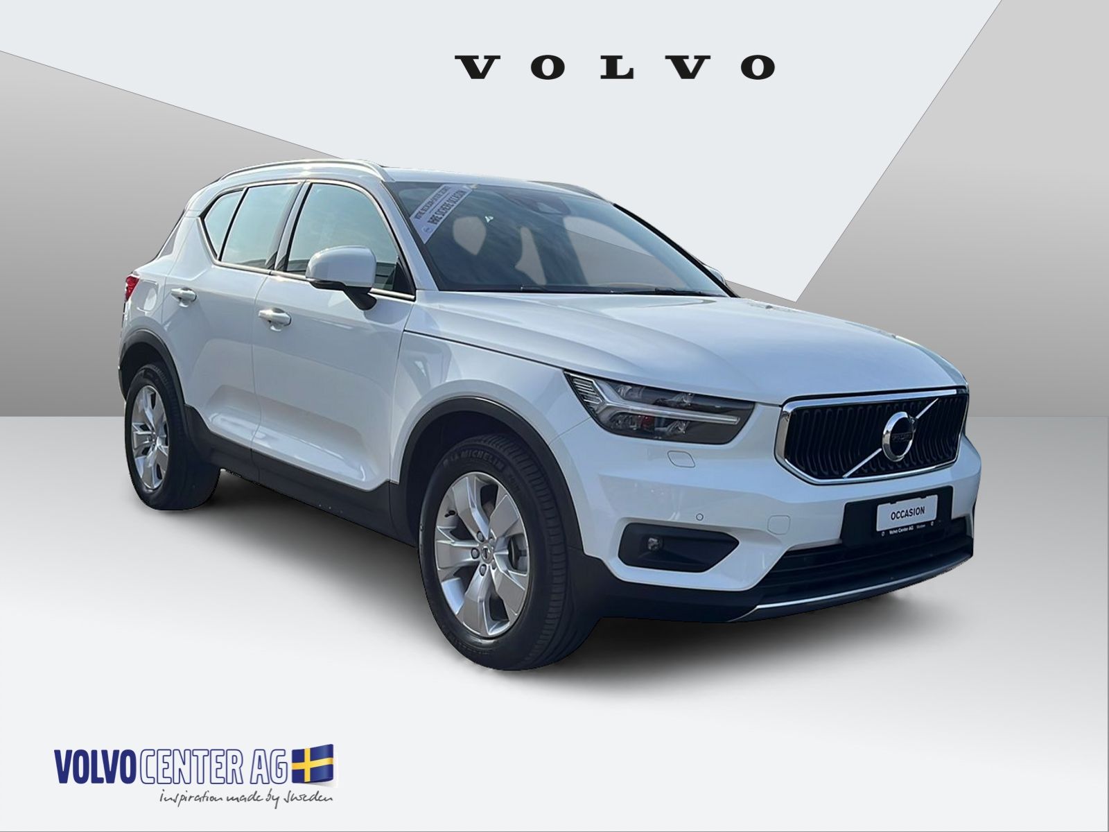 VOLVO XC40 2.0 B4 MH Momentum-image-5