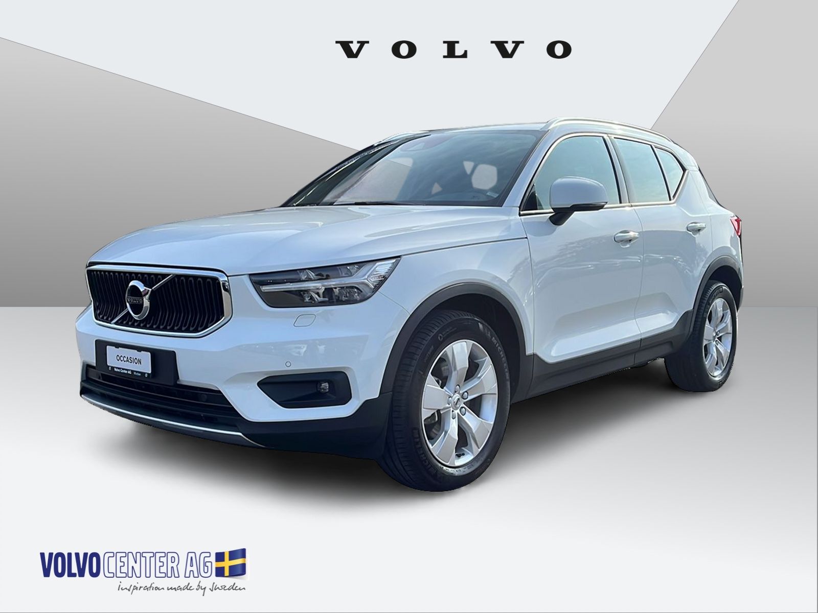 VOLVO XC40 2.0 B4 MH Momentum-image-0