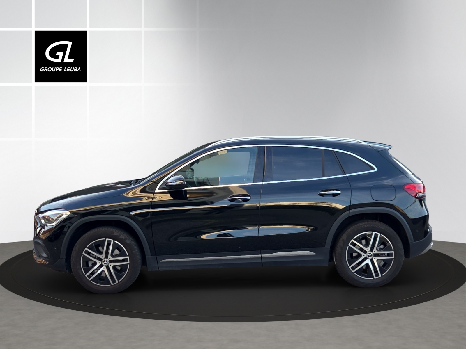 MERCEDES-BENZ GLA 250 4Matic Progressive 8G-DCT-image-2