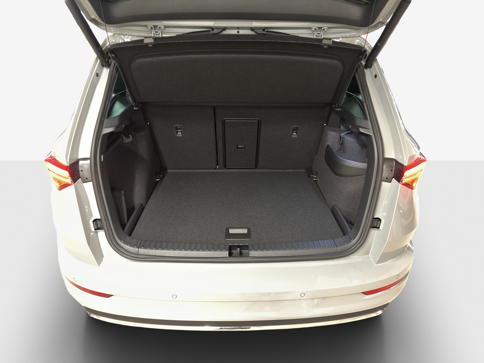 SKODA Karoq 2.0 TSI SportLine 4x4 DSG-image-12