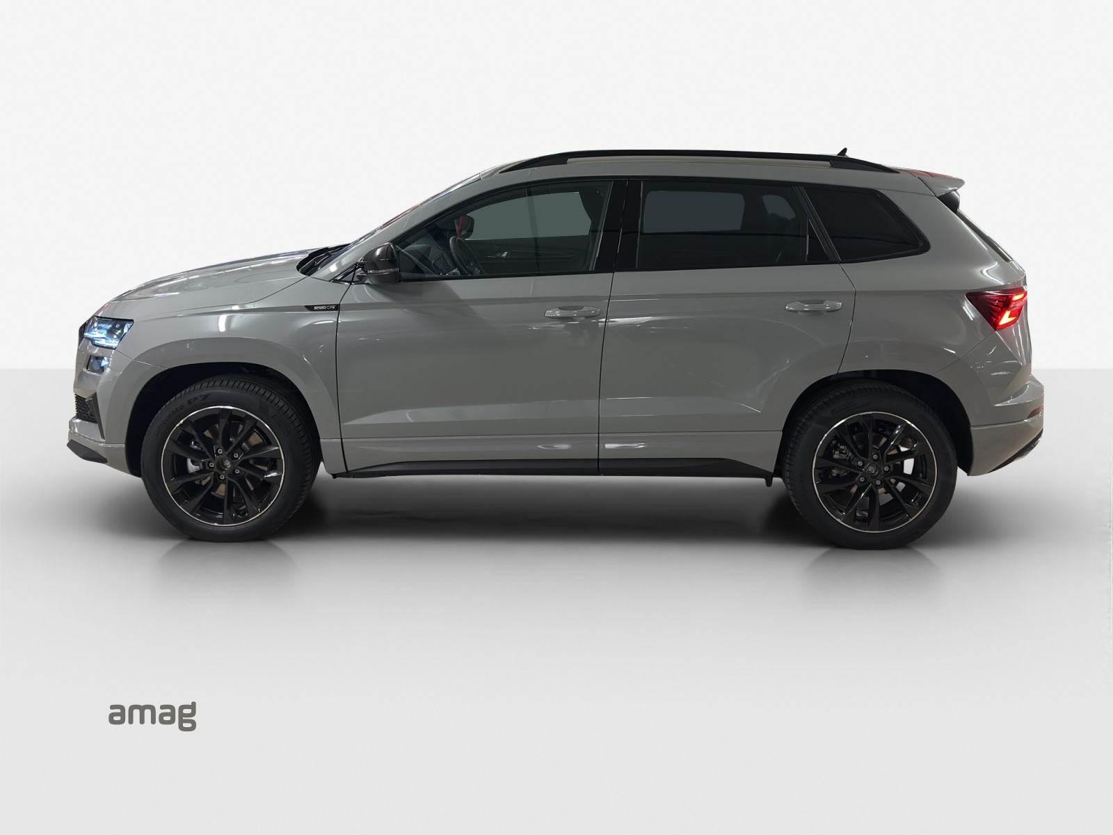 SKODA Karoq 2.0 TSI SportLine 4x4 DSG-image-1