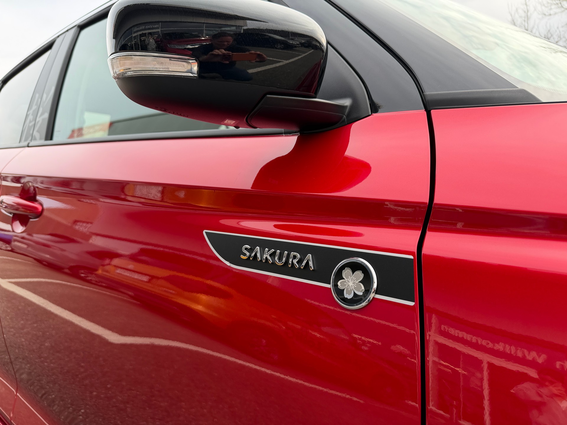 SUZUKI Swift 1.2 Sakura Top Hybrid CVT-image-22