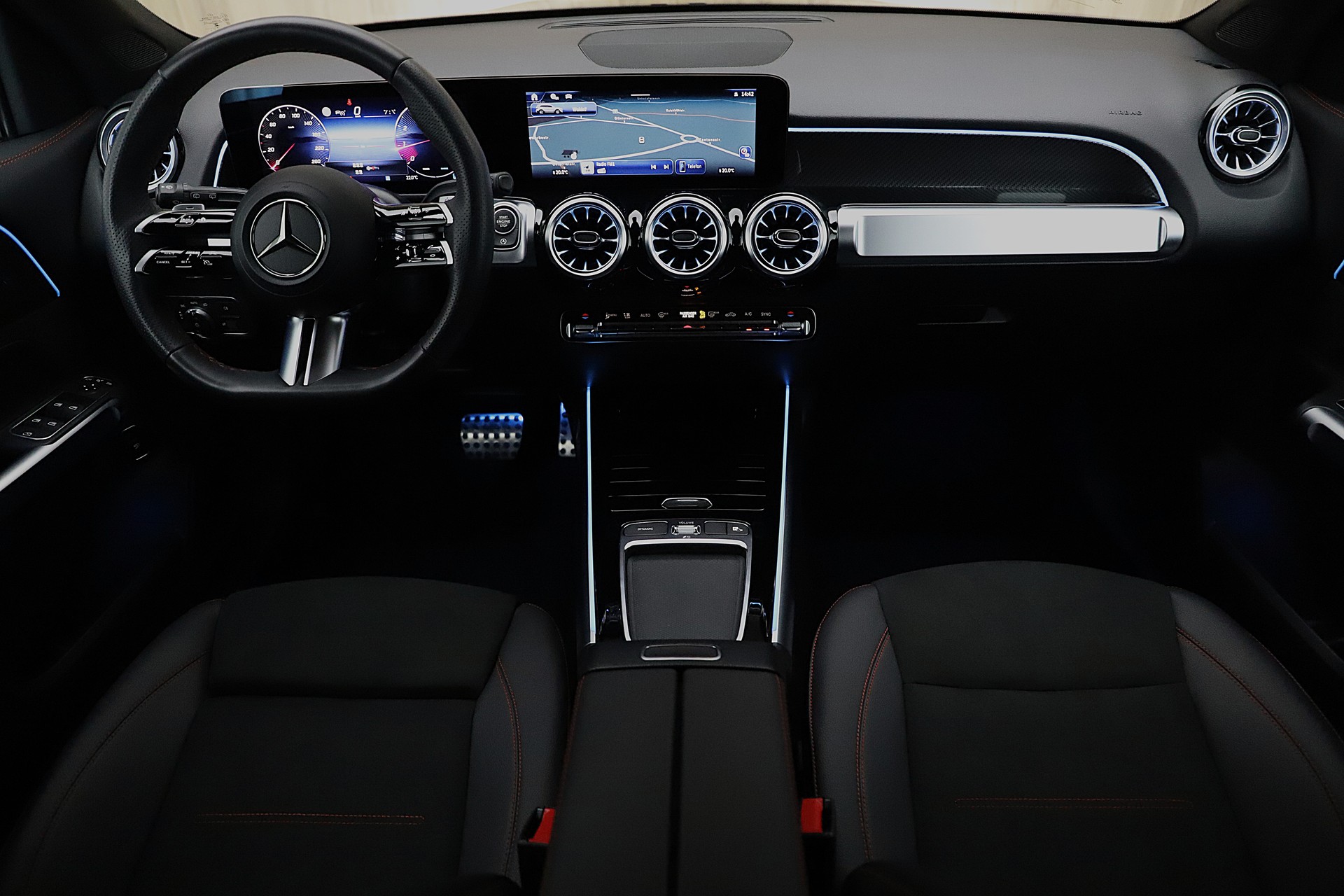 MERCEDES-BENZ GLB 250 4Matic 8G-Tronic AMG Line Advance Plus mit 7 Sitze-image-5