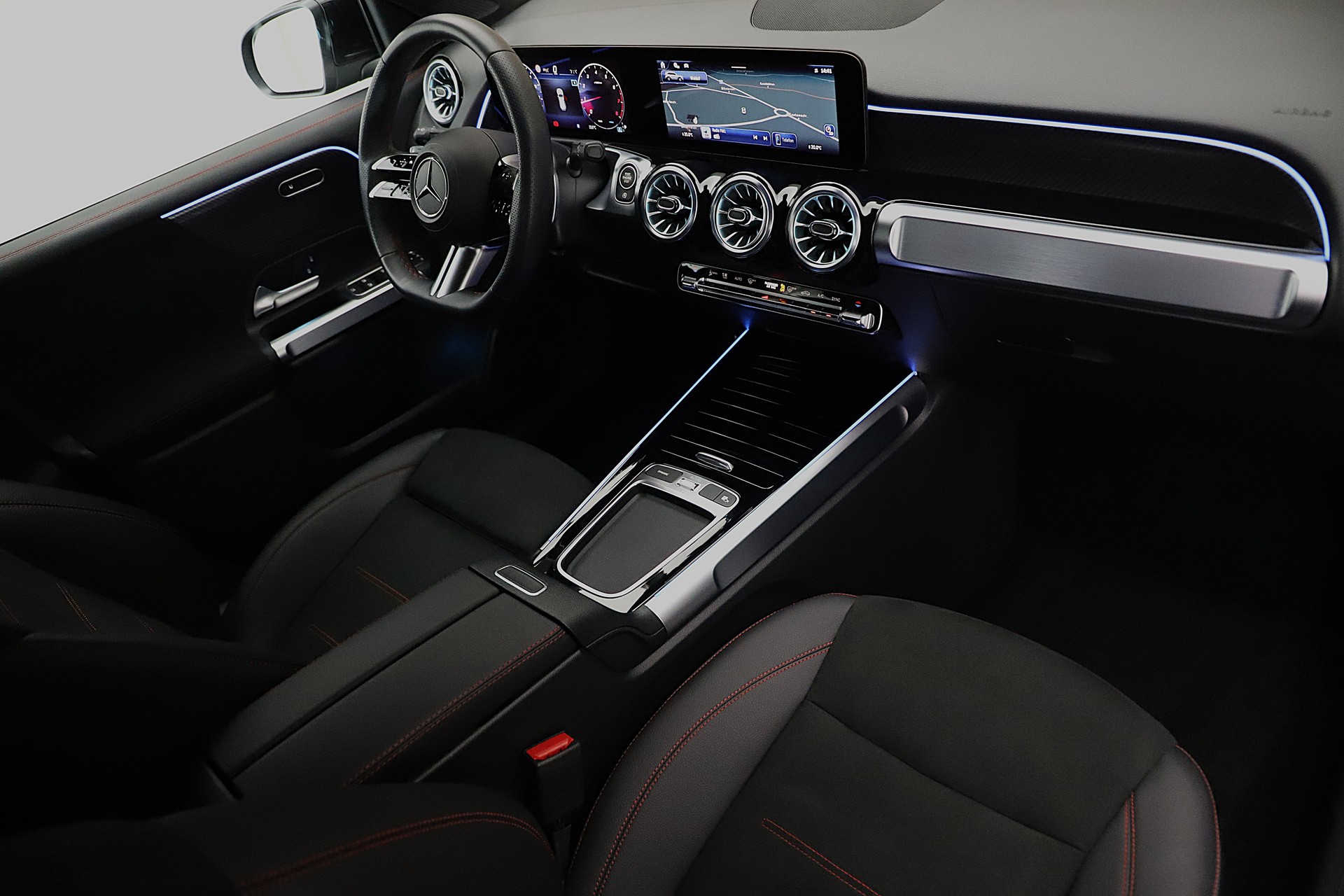MERCEDES-BENZ GLB 250 4Matic 8G-Tronic AMG Line Advance Plus mit 7 Sitze-image-6