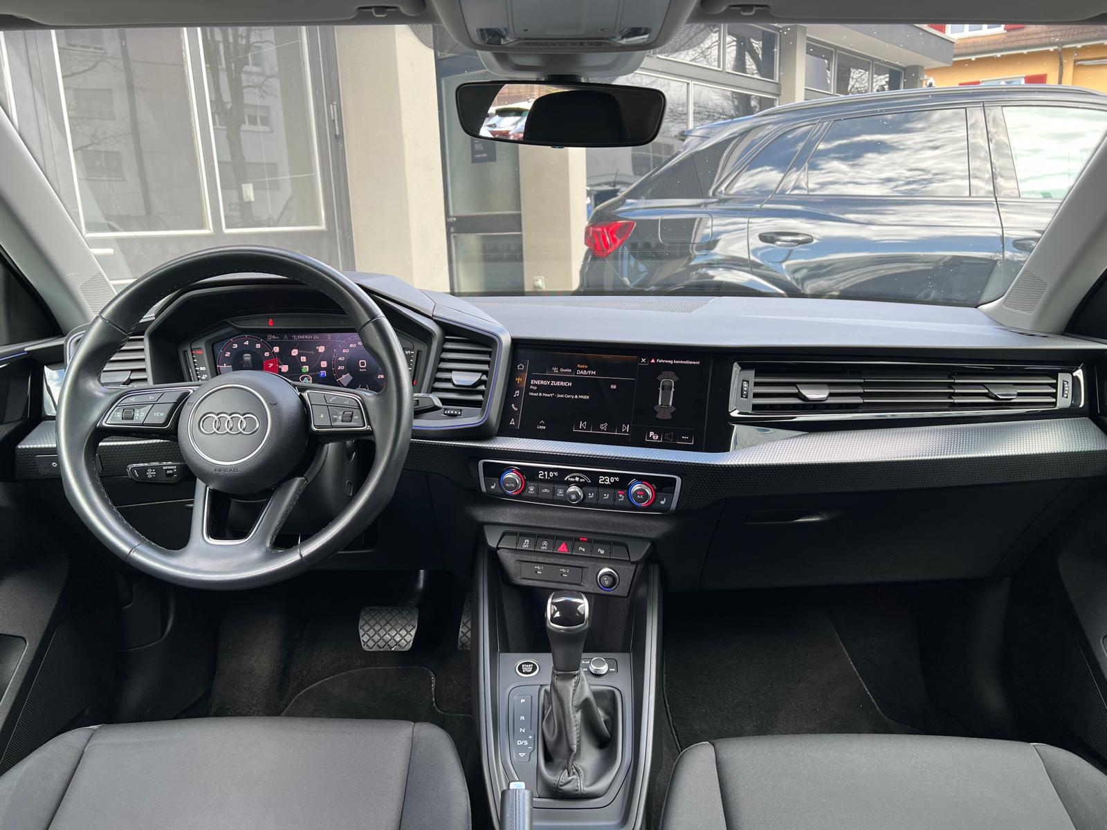 AUDI A1 Sportback 1.0 30 TFSI S Line S-Tronic-image-7