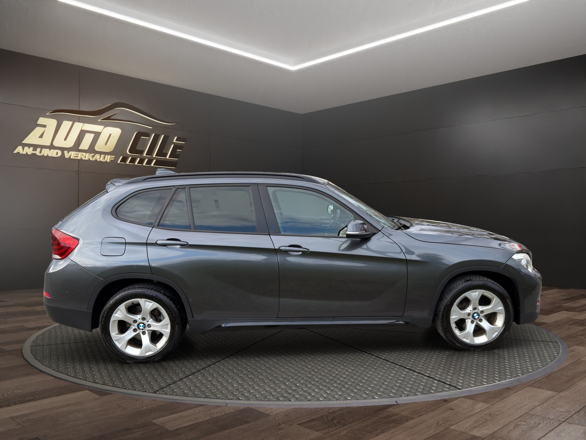 BMW X1 xDrive 25d Sport Line Steptronic-image-4