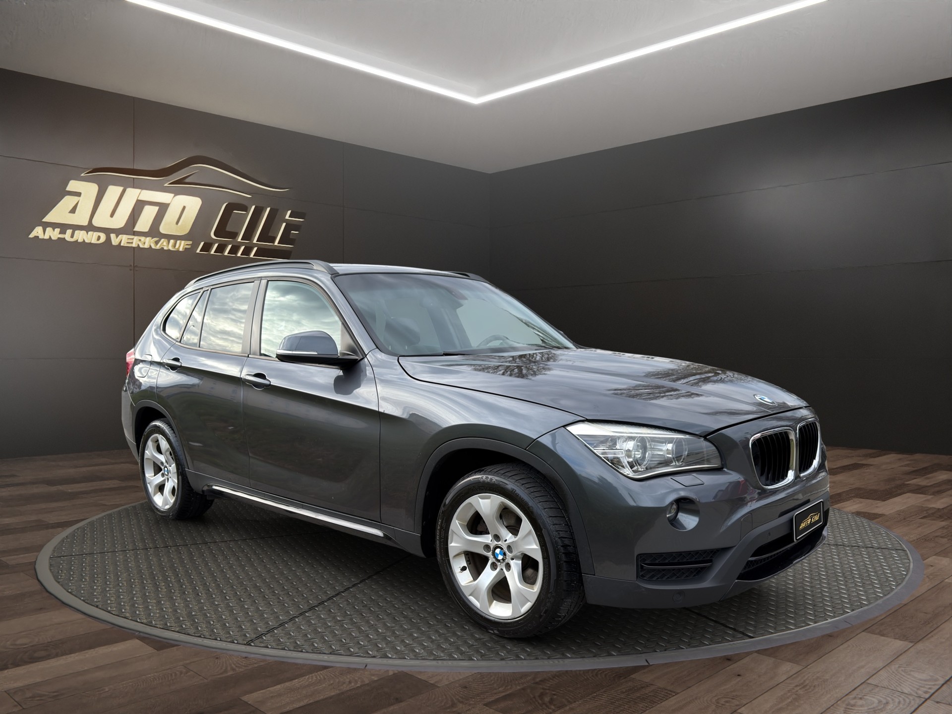 BMW X1 xDrive 25d Sport Line Steptronic-image-2