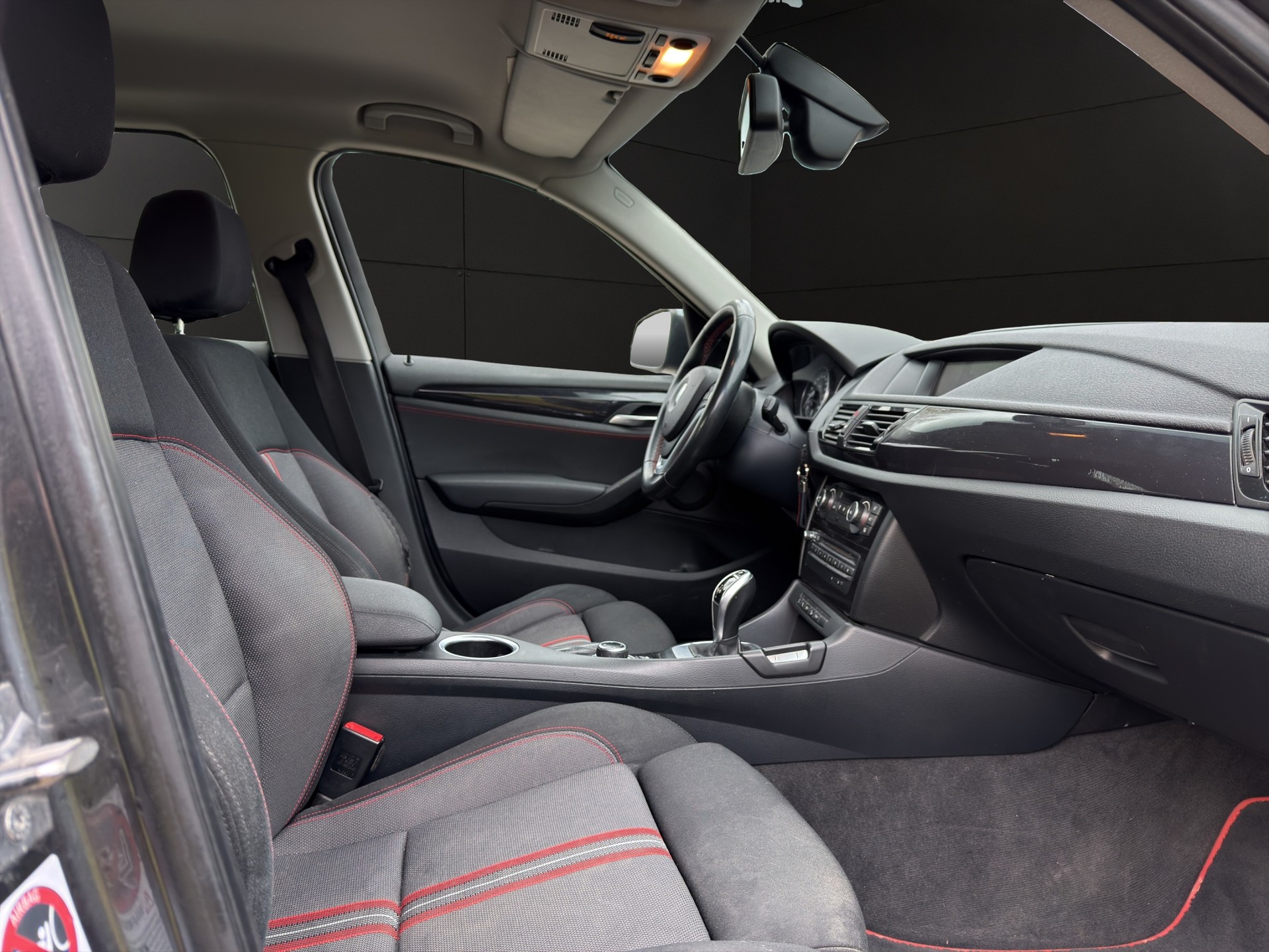 BMW X1 xDrive 25d Sport Line Steptronic-image-8