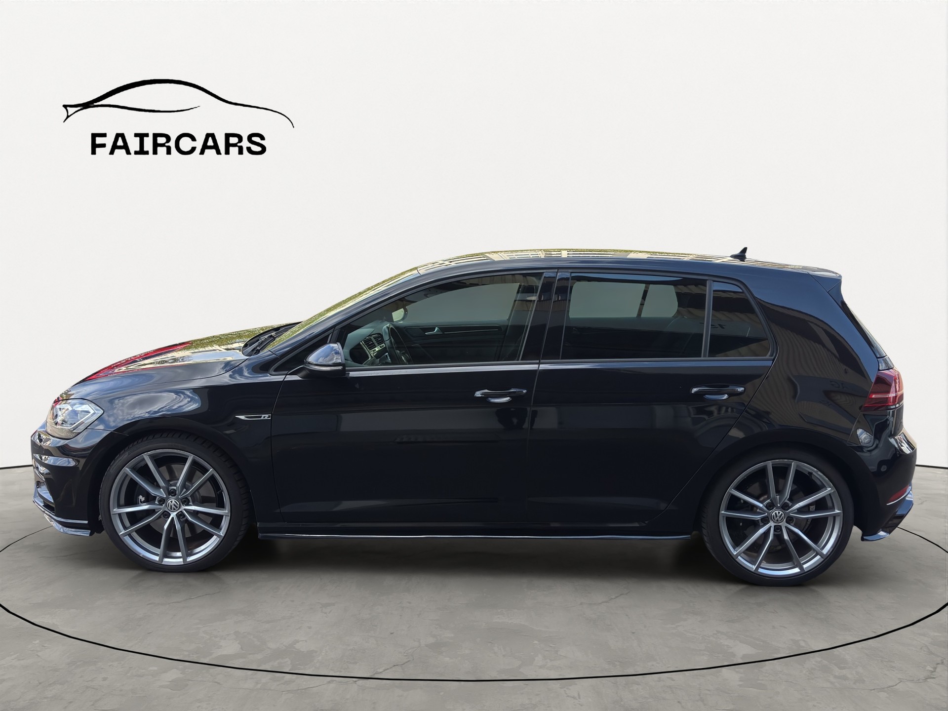 VW Golf 2.0 TSI R 4Motion DSG-image-2
