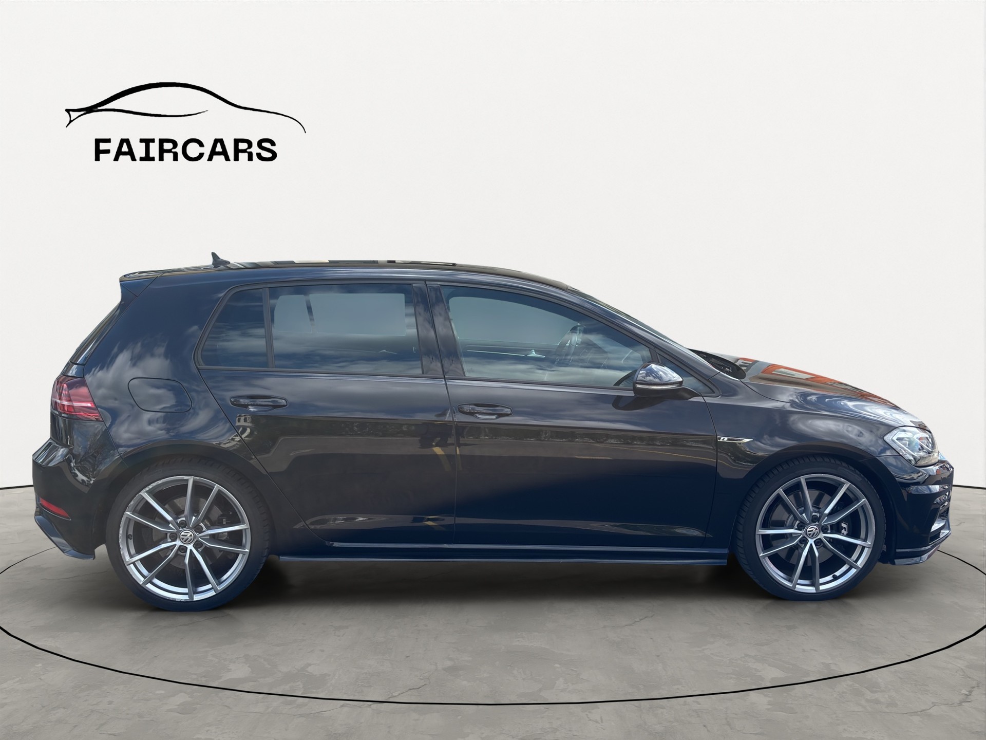 VW Golf 2.0 TSI R 4Motion DSG-image-6