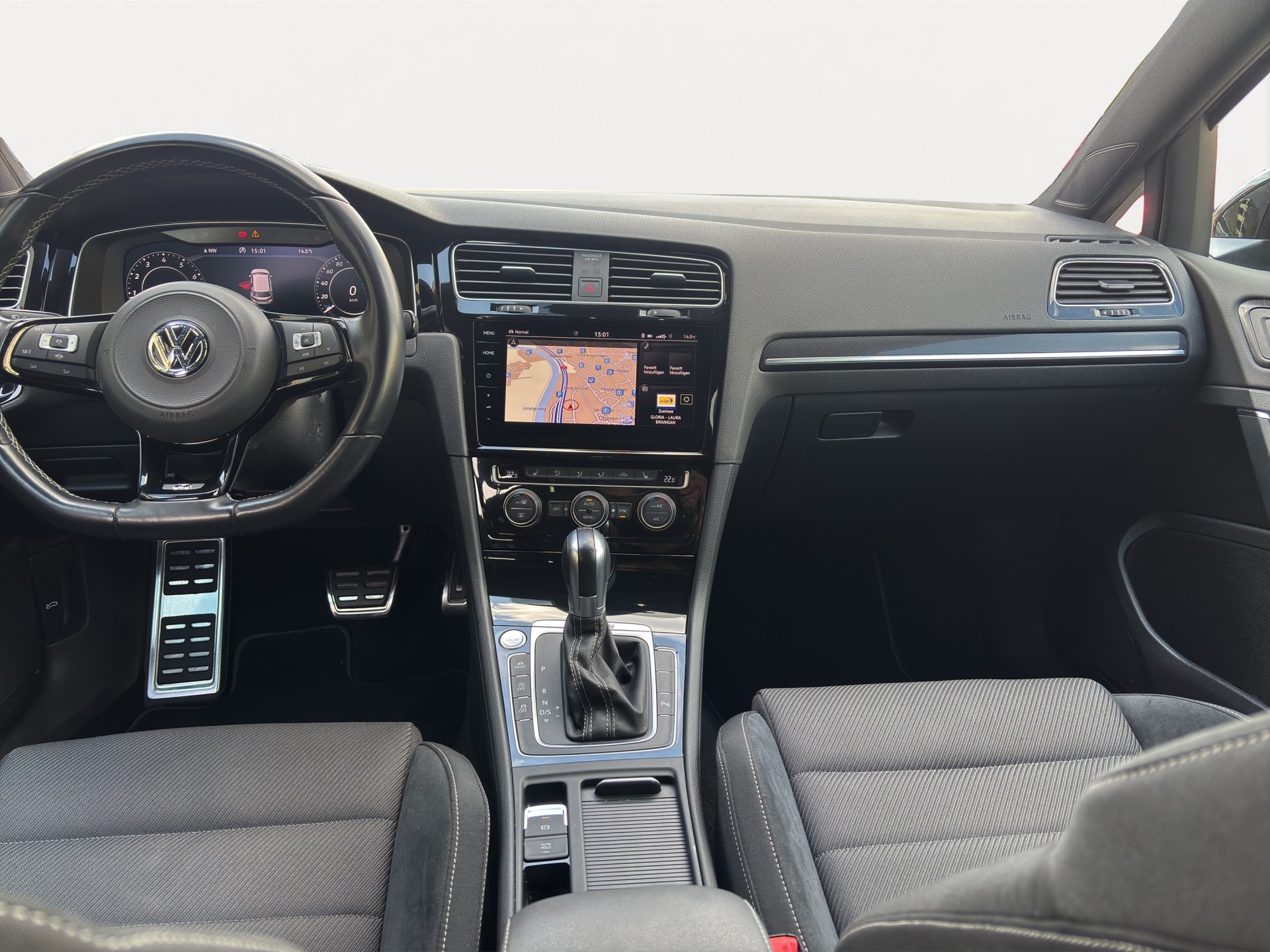 VW Golf 2.0 TSI R 4Motion DSG-image-13
