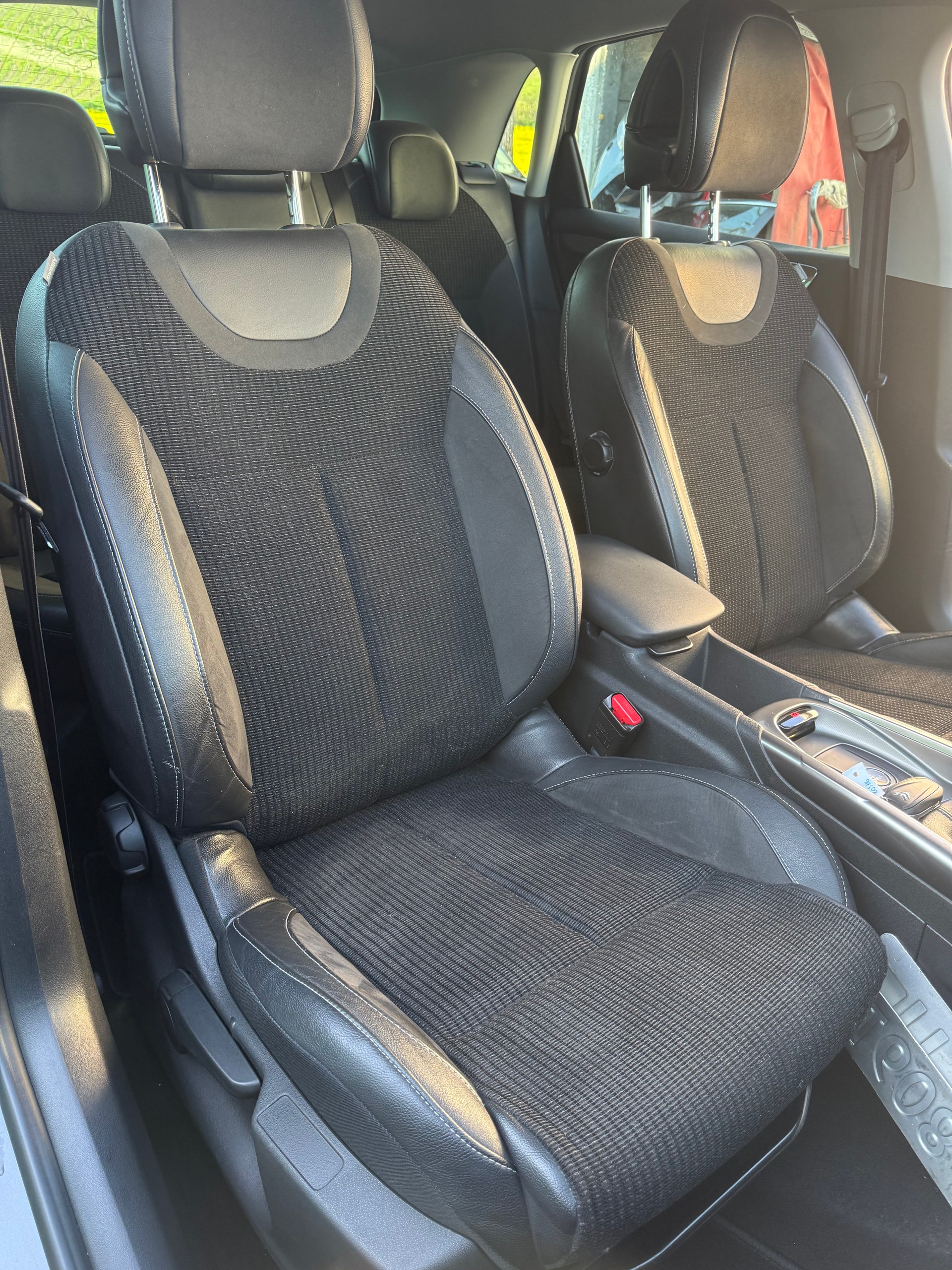 CITROEN C4 2.0 BlueHDi Shine-image-10