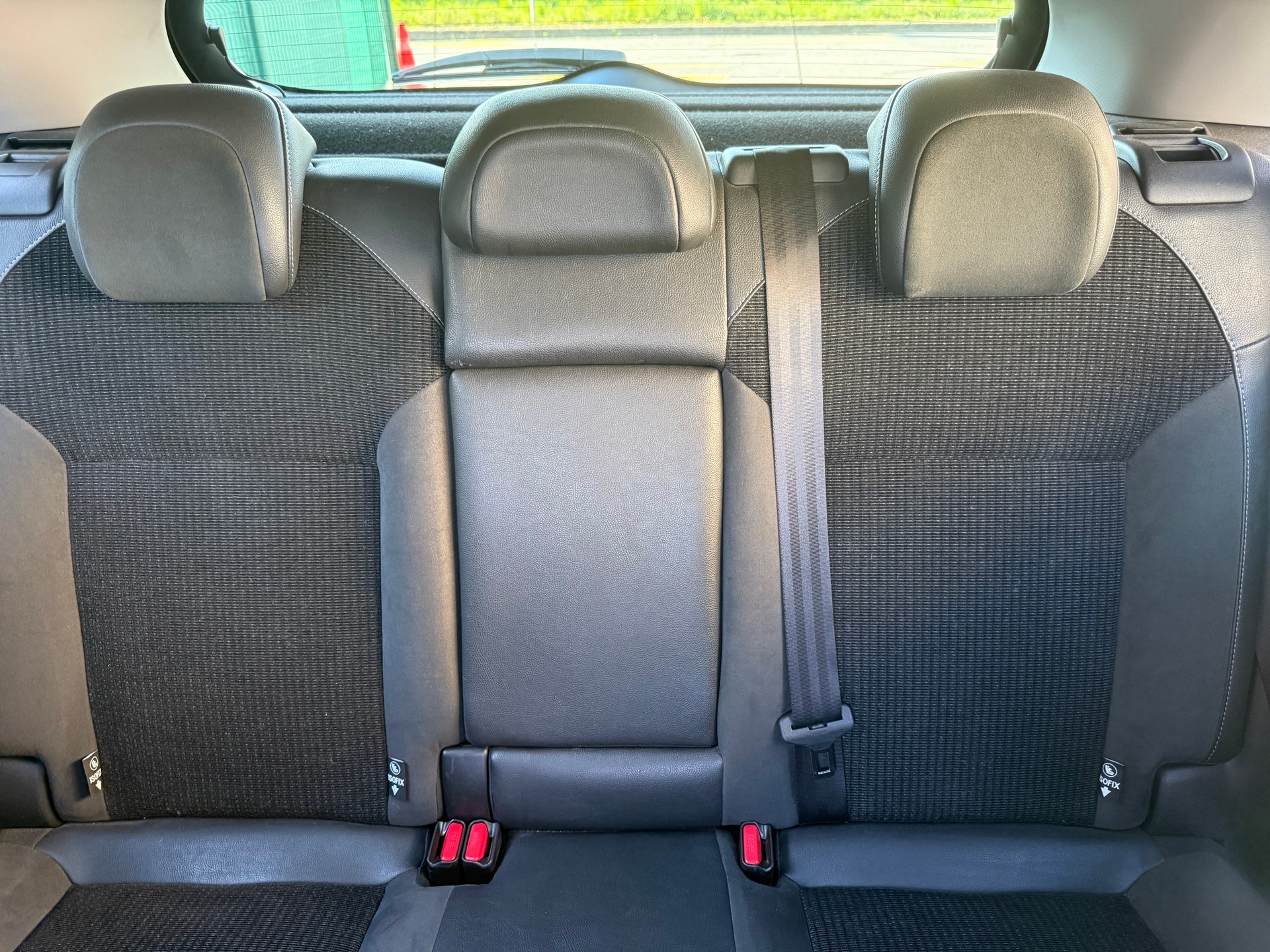 CITROEN C4 2.0 BlueHDi Shine-image-14