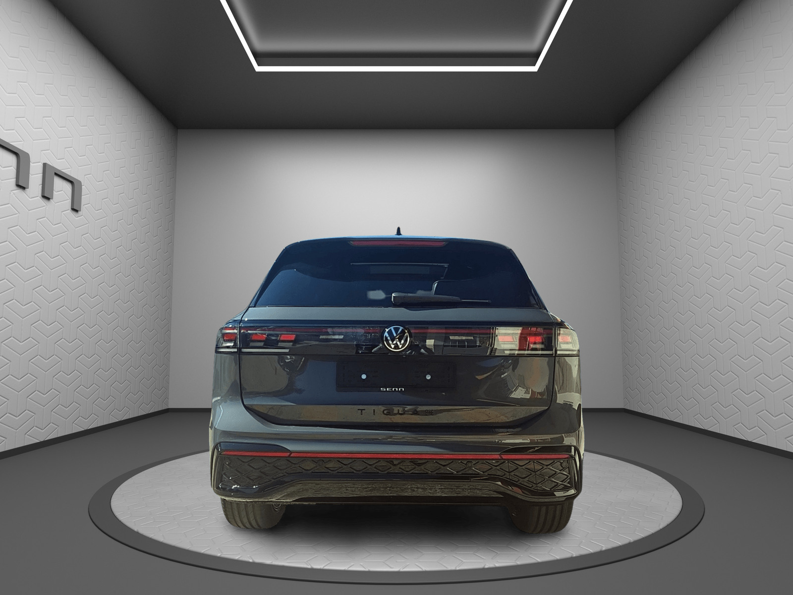 VW Tiguan 2.0 TSI DSG R-Line 4Motion-image-4