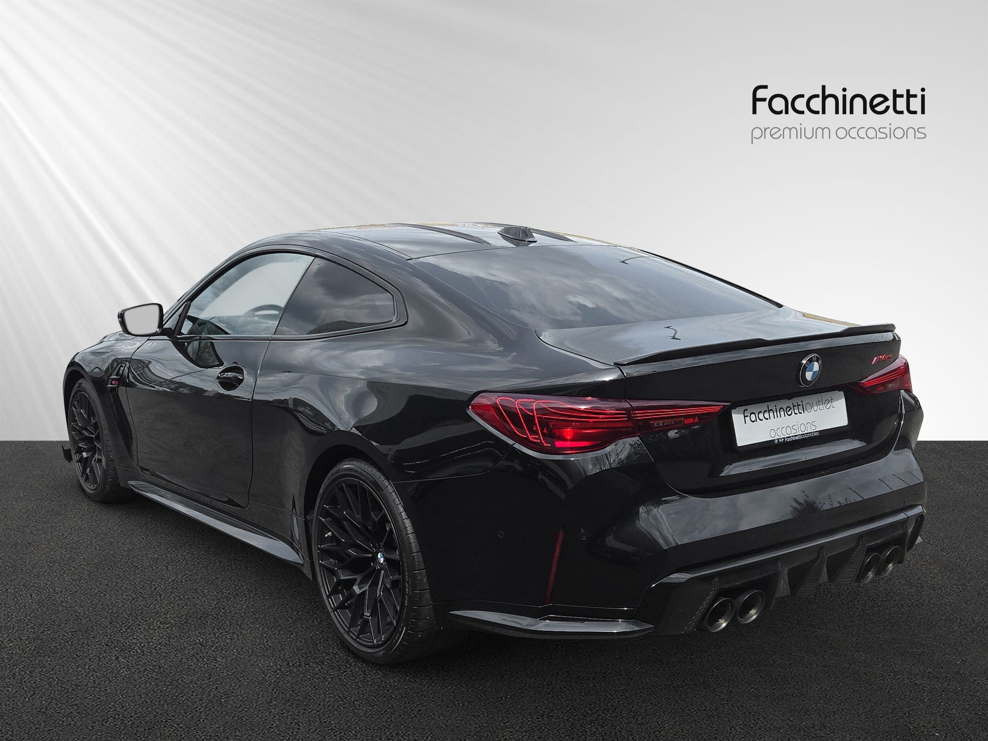 BMW M4 CS Coupé-image-2