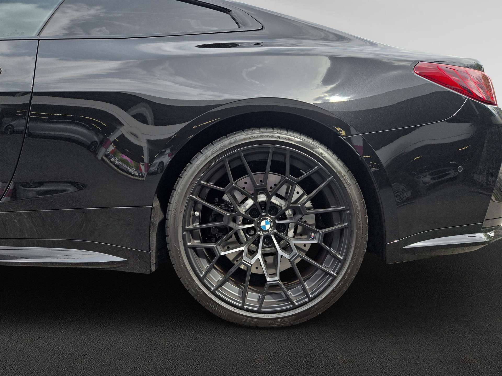 BMW M4 CS Coupé-image-8