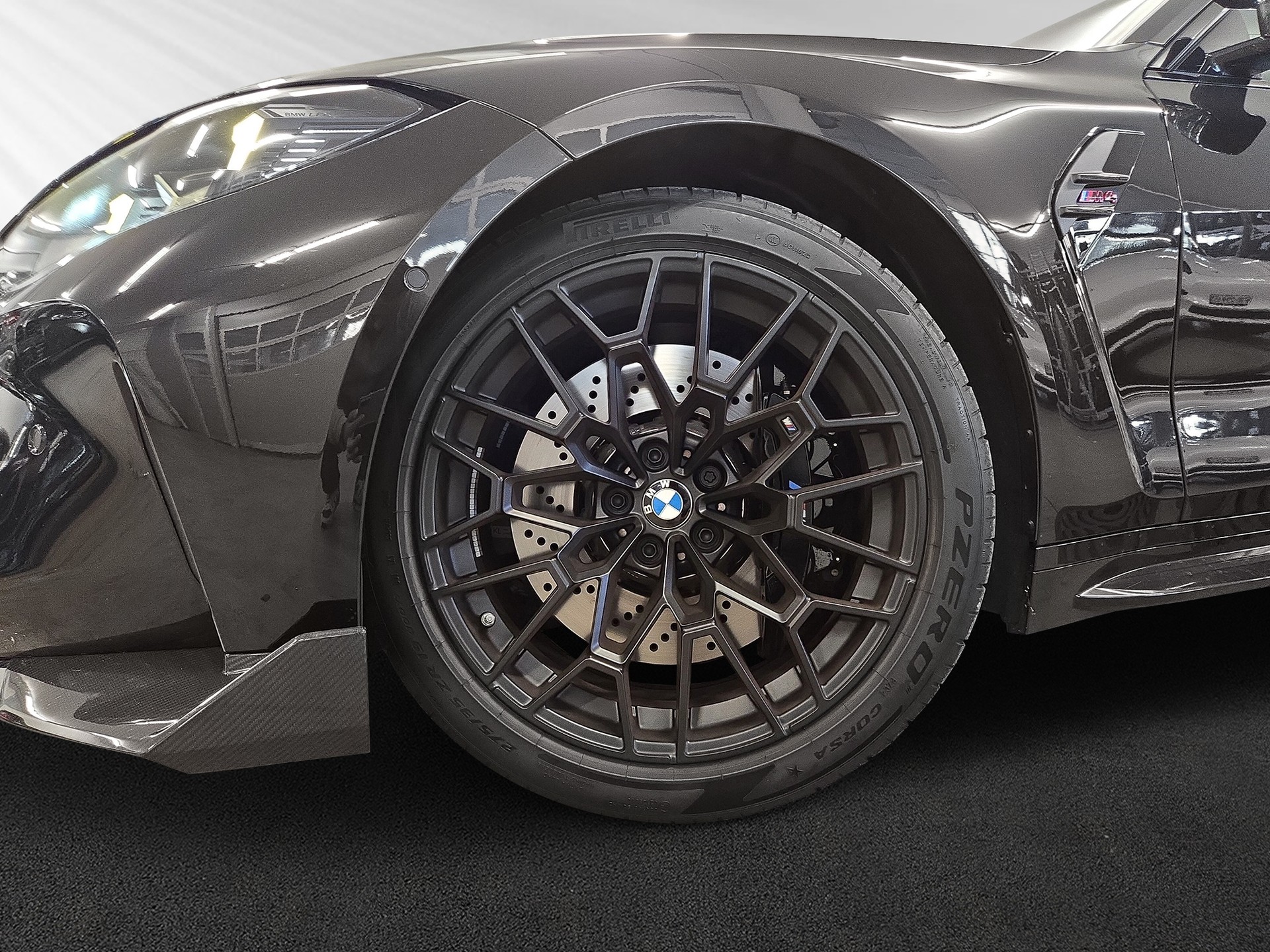 BMW M4 CS Coupé-image-9
