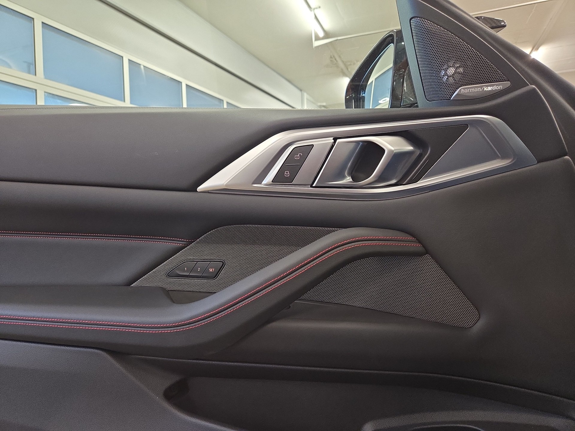 BMW M4 CS Coupé-image-21