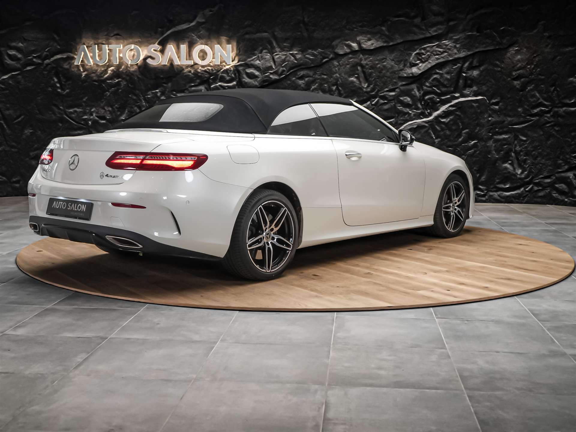 MERCEDES-BENZ E 400 Cabriolet AMG Line 4 Matic 9G-Tronic *Sitzkühlung*Burmester*Head-Up*-image-8