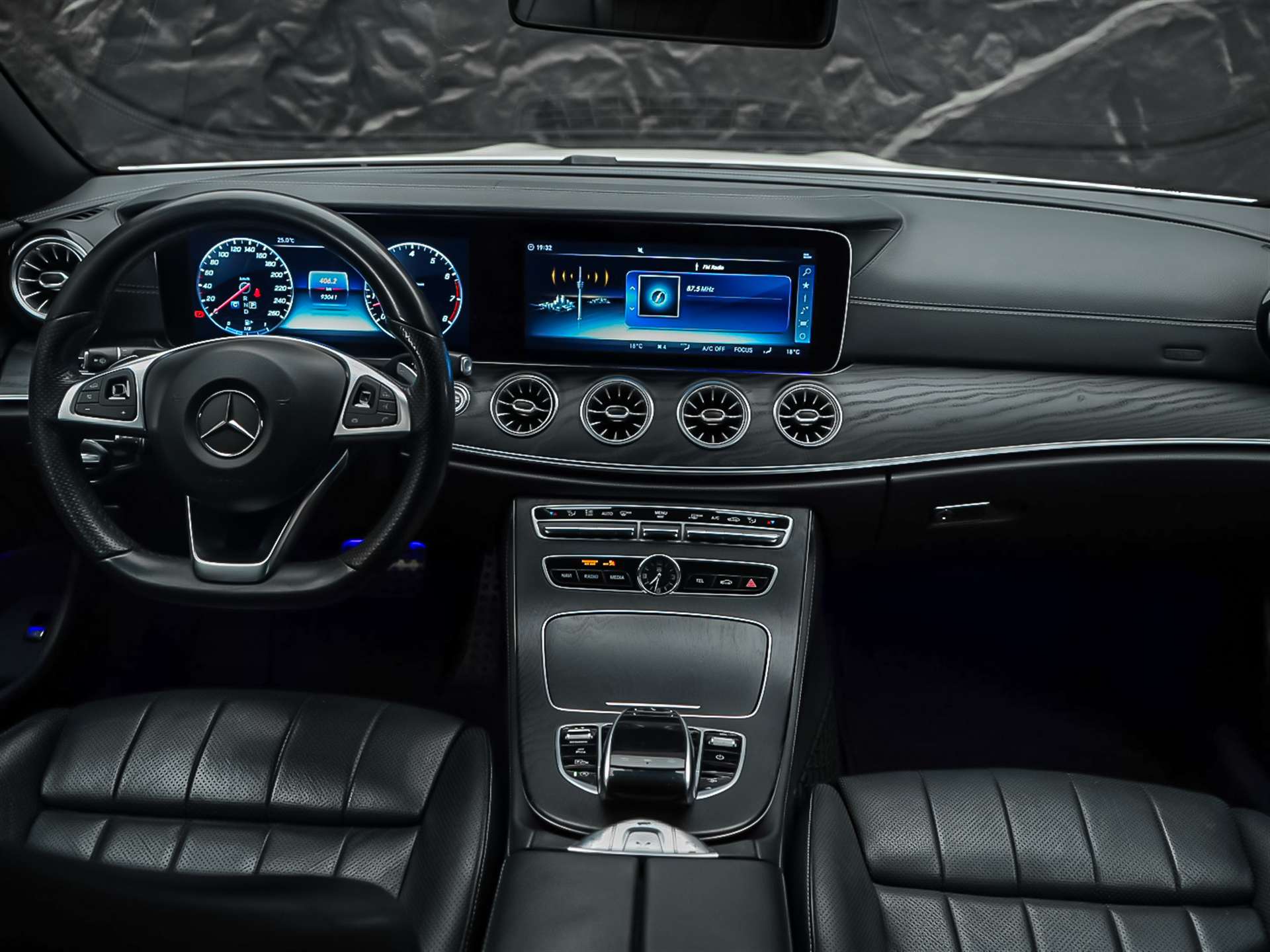 MERCEDES-BENZ E 400 Cabriolet AMG Line 4 Matic 9G-Tronic *Sitzkühlung*Burmester*Head-Up*-image-27