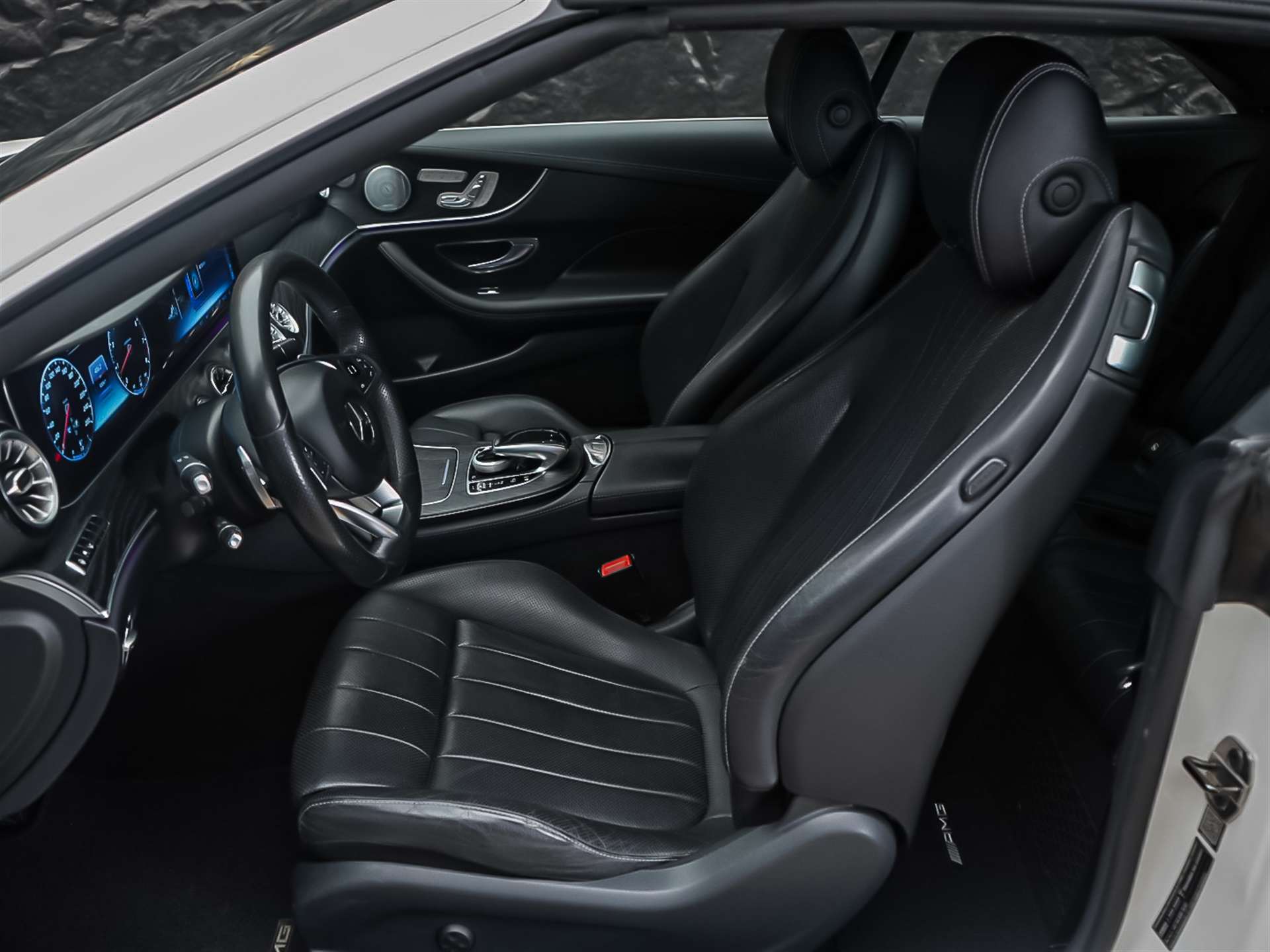 MERCEDES-BENZ E 400 Cabriolet AMG Line 4 Matic 9G-Tronic *Sitzkühlung*Burmester*Head-Up*-image-15