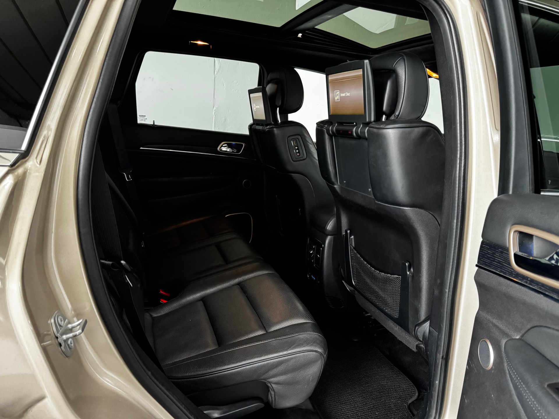 JEEP Grand Cherokee 3.0 CRD Summit Automatic-image-26