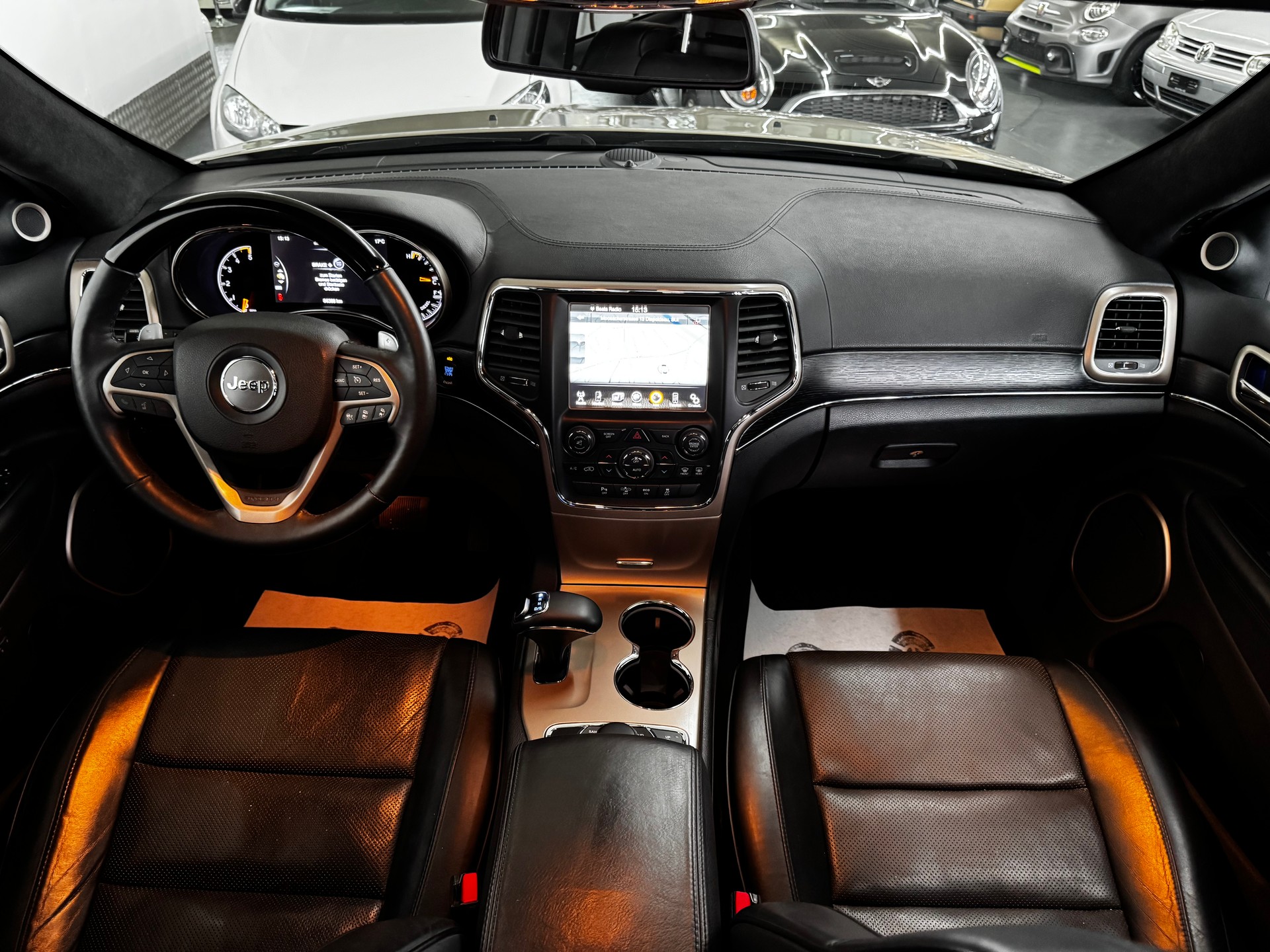 JEEP Grand Cherokee 3.0 CRD Summit Automatic-image-17