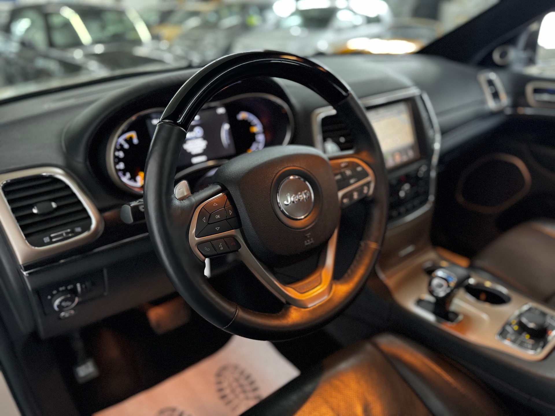 JEEP Grand Cherokee 3.0 CRD Summit Automatic-image-12