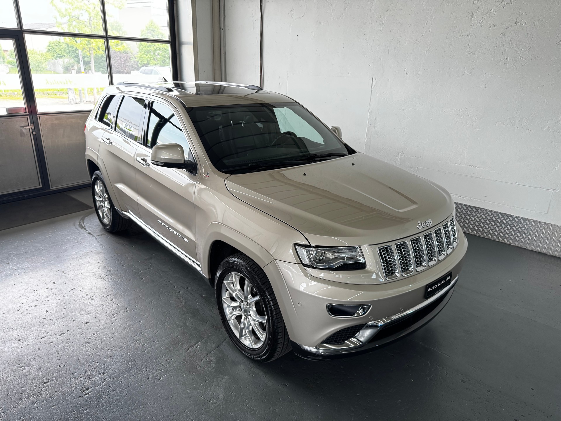 JEEP Grand Cherokee 3.0 CRD Summit Automatic