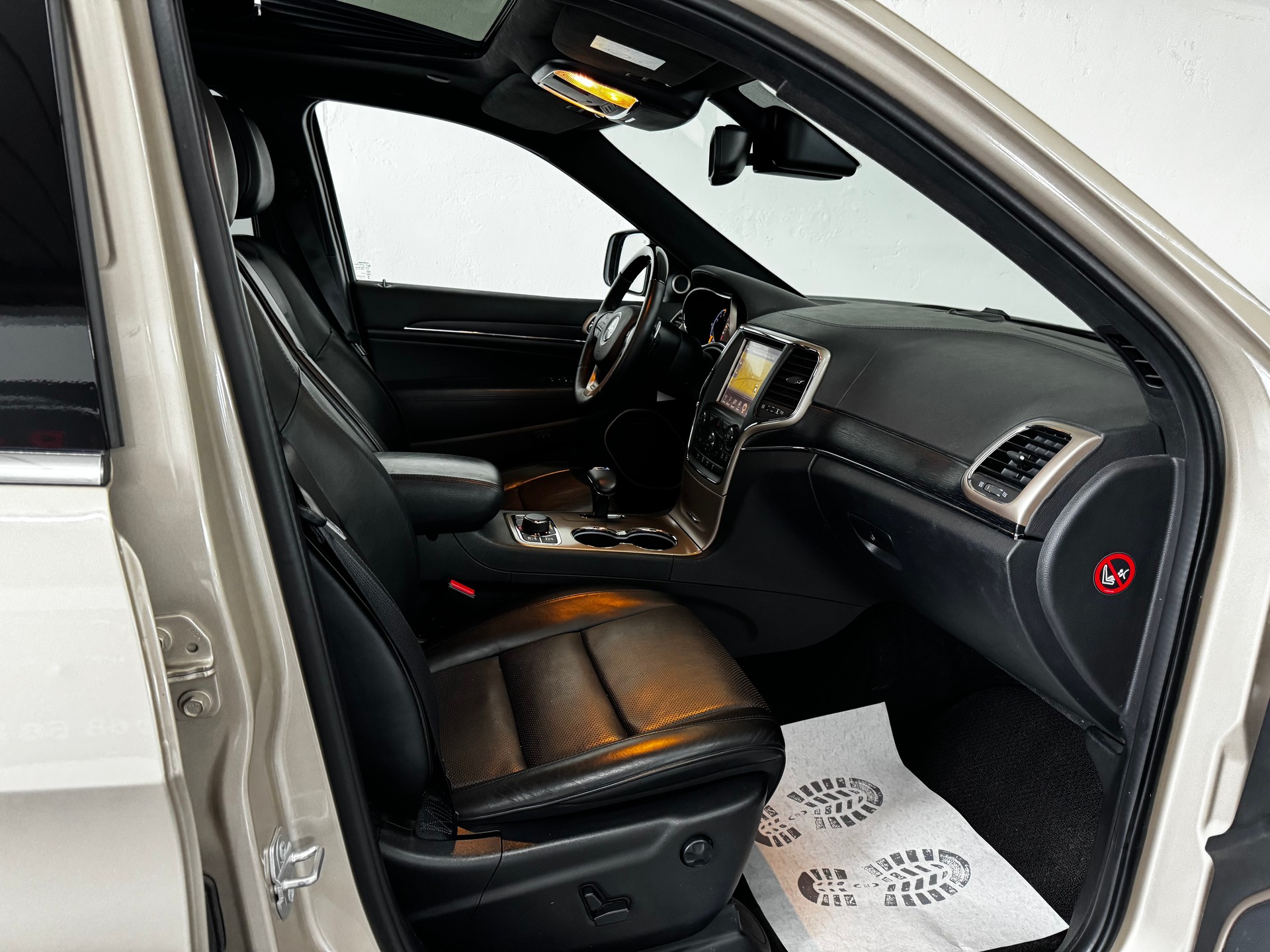 JEEP Grand Cherokee 3.0 CRD Summit Automatic-image-24
