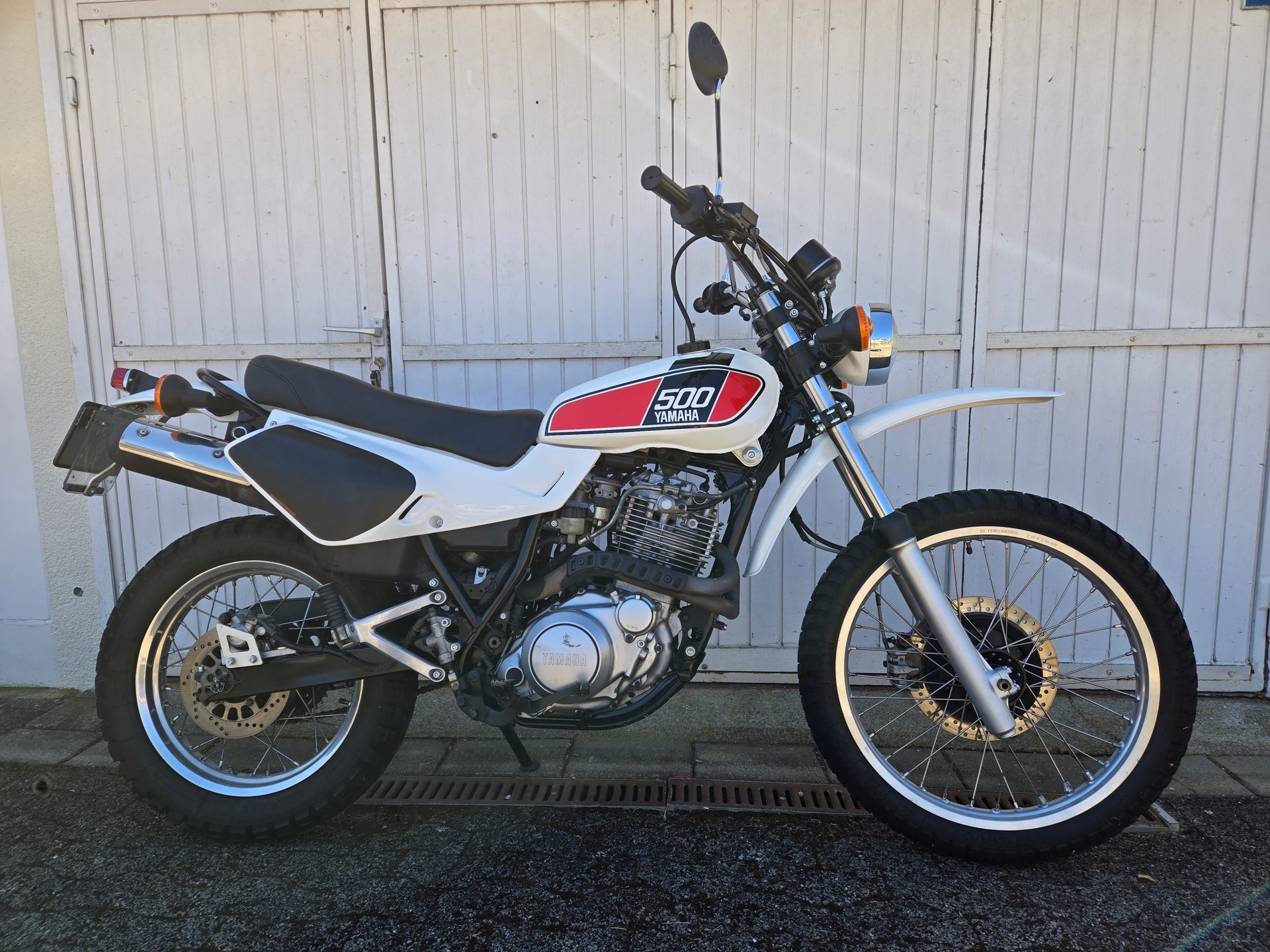 YAMAHA XT 600 E - CUSTOM BIKE
