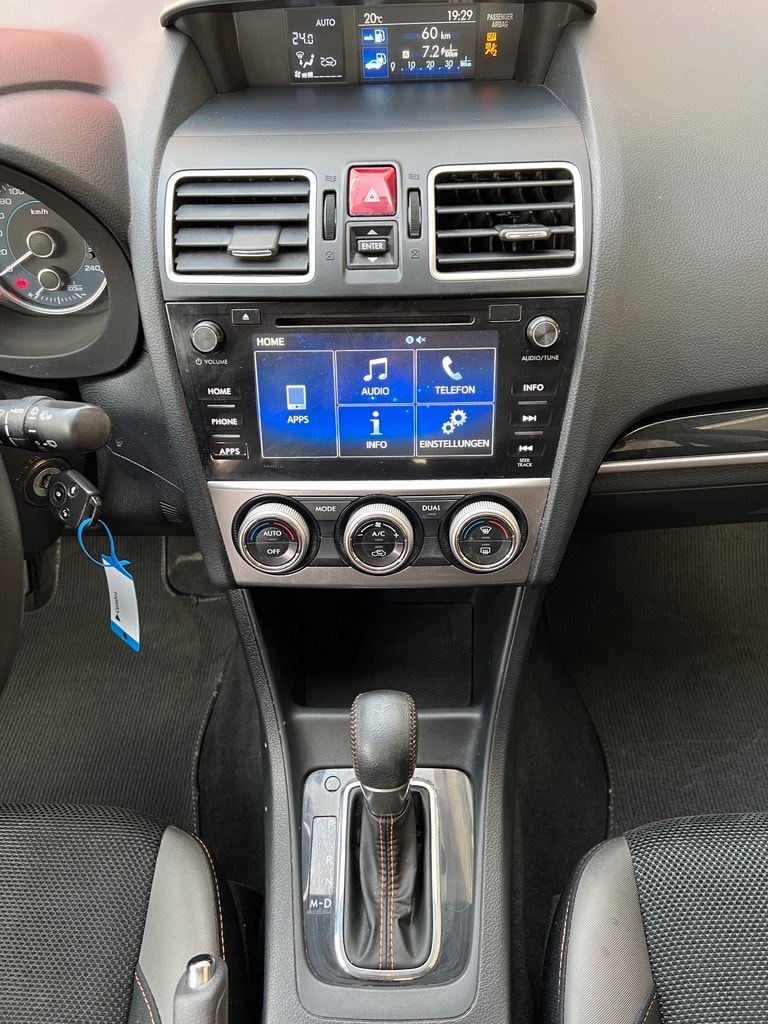 SUBARU XV 2.0 Swiss Two AWD CVT-image-12