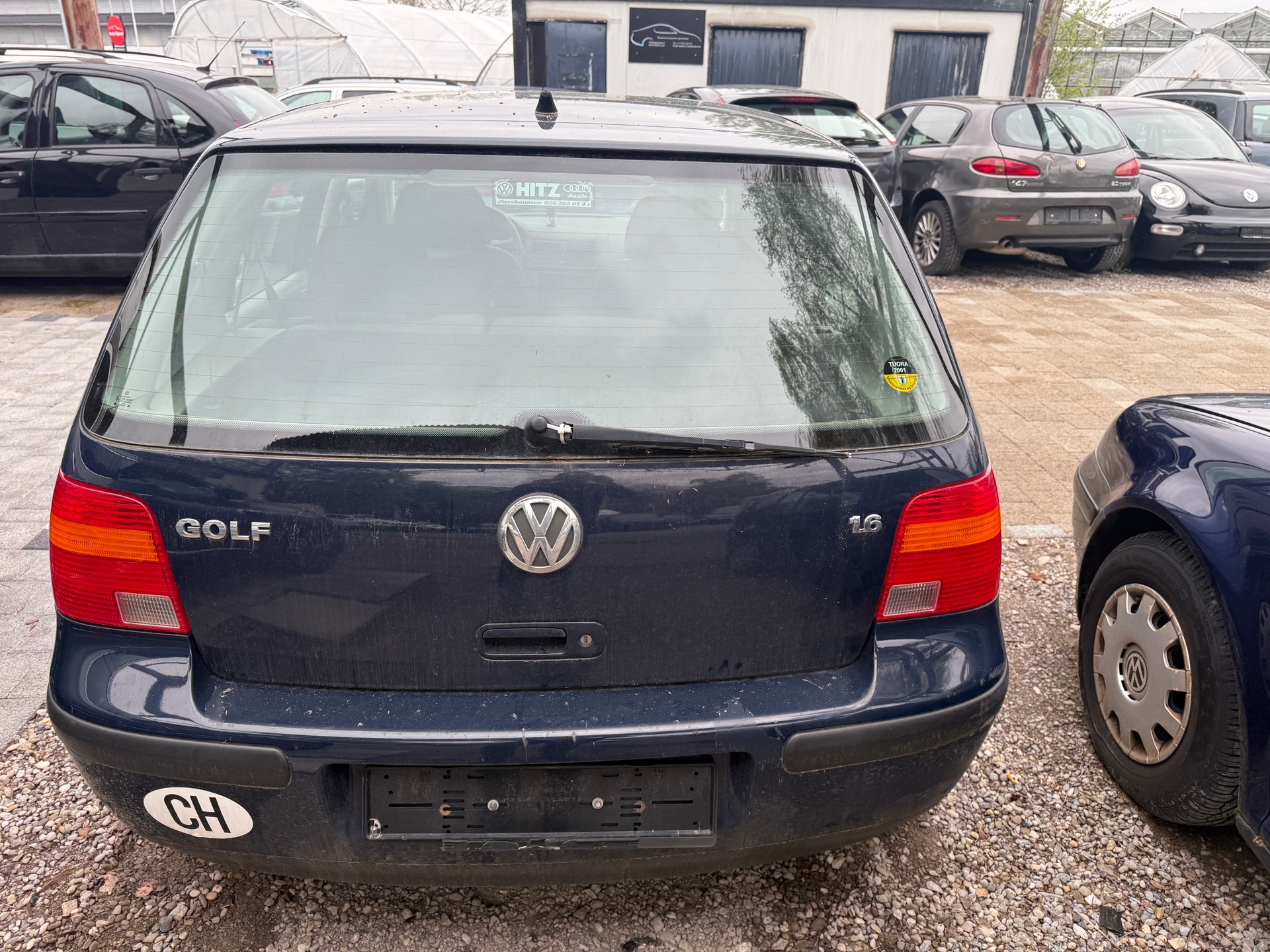 VW Golf 1.6 Comfortline Automatic-image-3