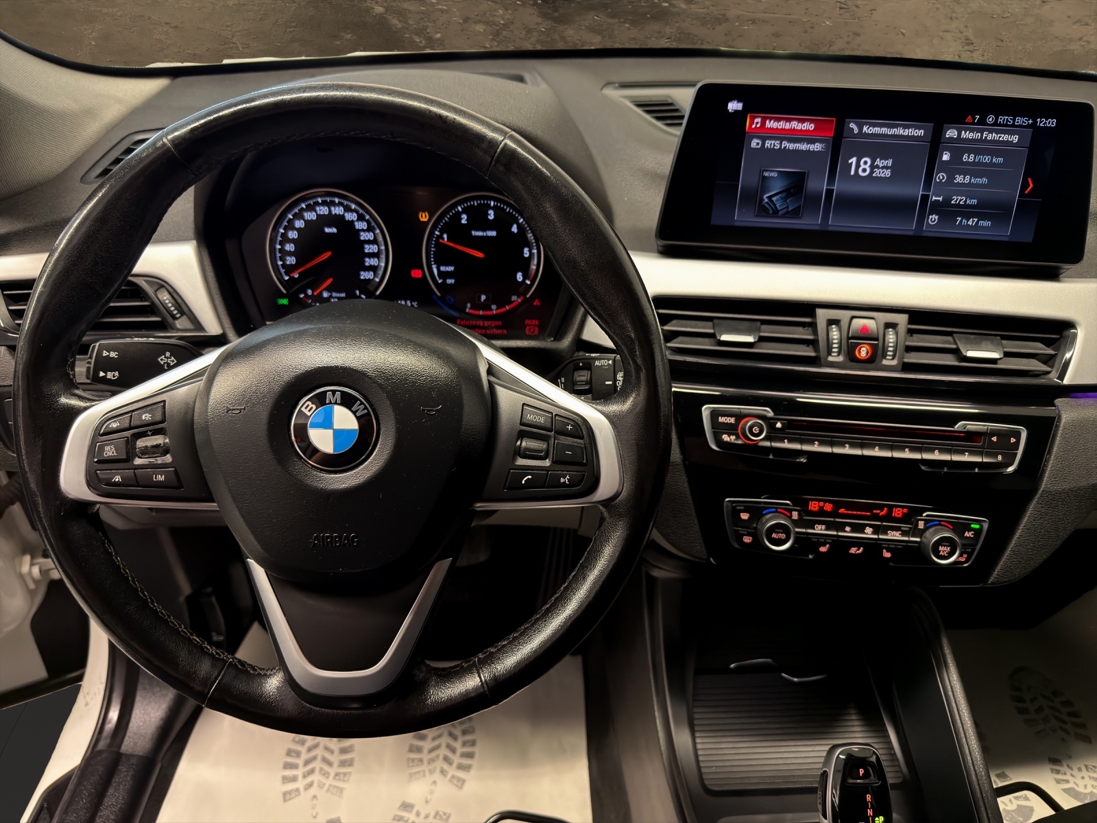 BMW X1 xDrive 18d Steptronic-image-8