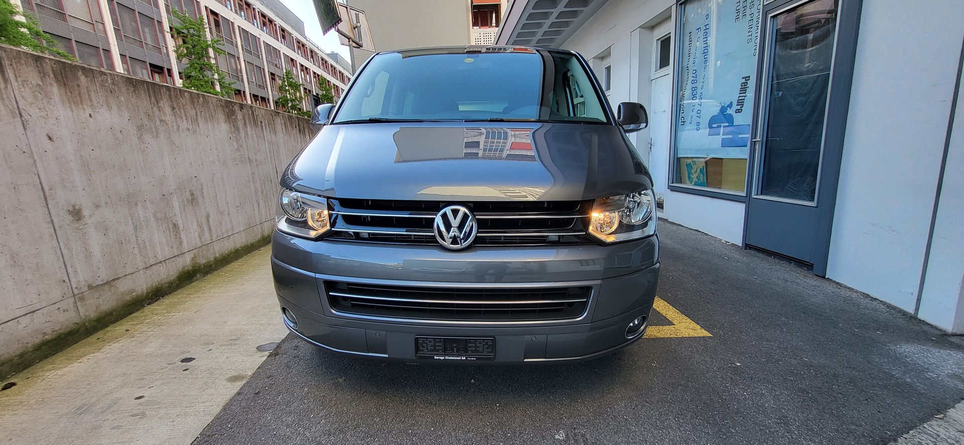 VW T5 Multivan 2.0 TDI CR Comfortline Cup DSG-image-0